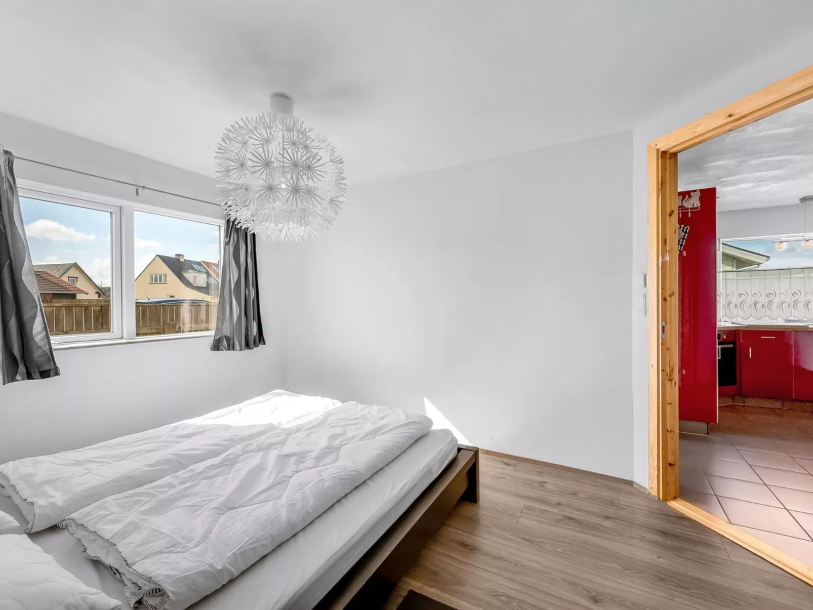 "Heming" - 100m from the sea-Binnen