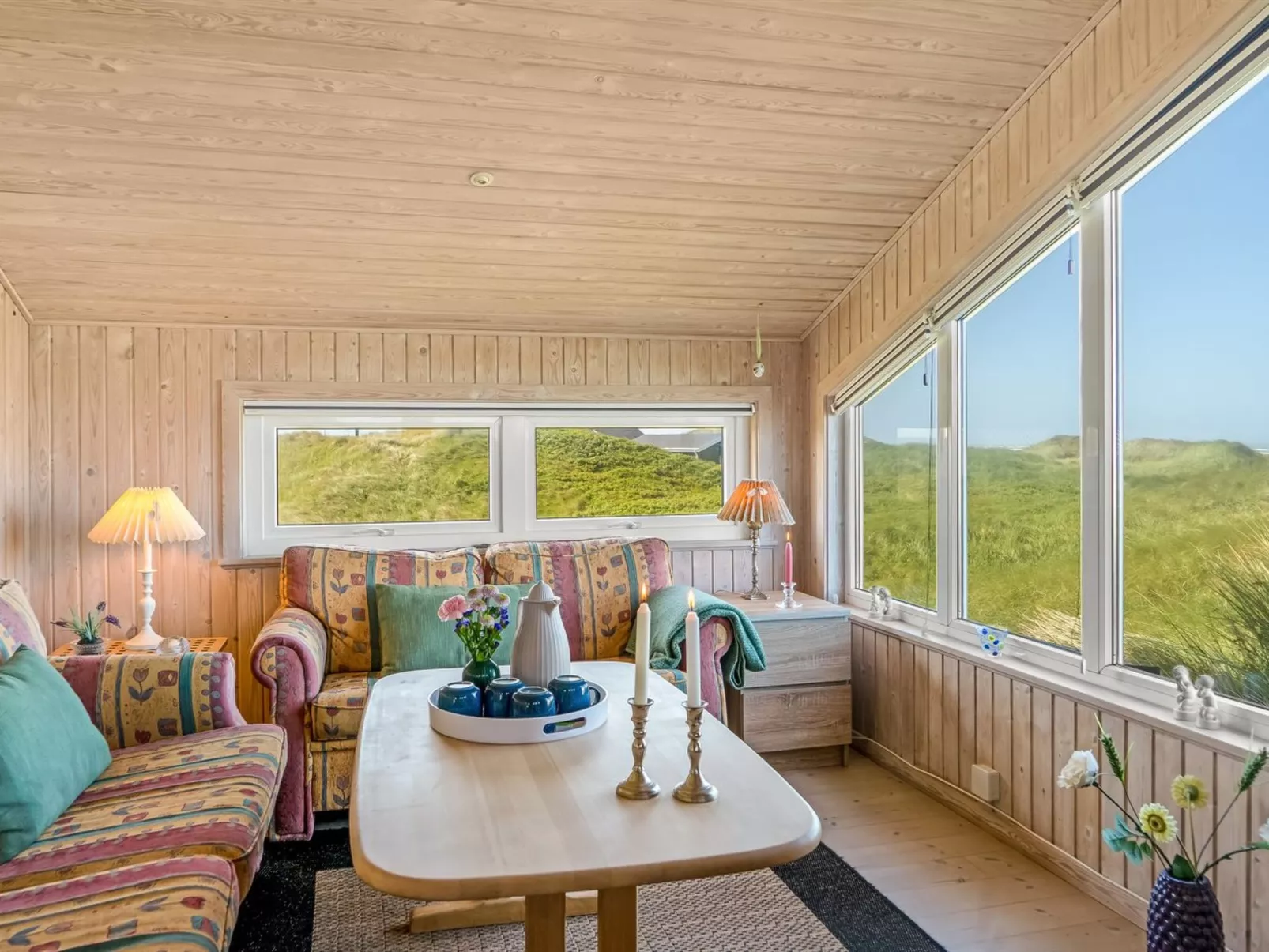 "Fatiha" - 100m from the sea-Binnen