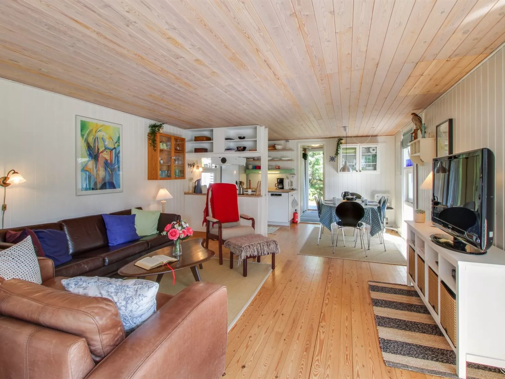 "Antoinette" - 500m from the sea-Binnen