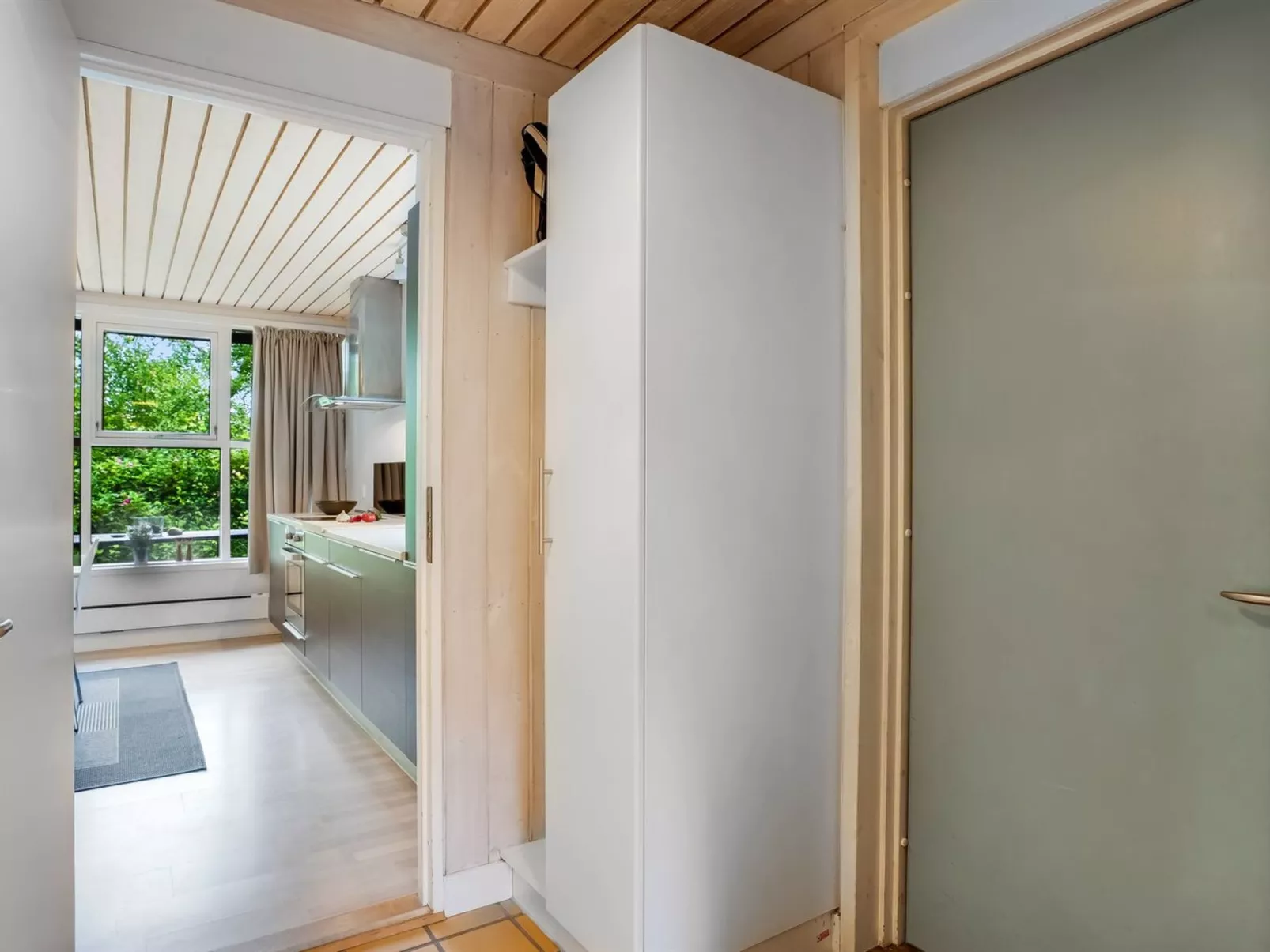 "Torsten" - 30m from the sea-Binnen