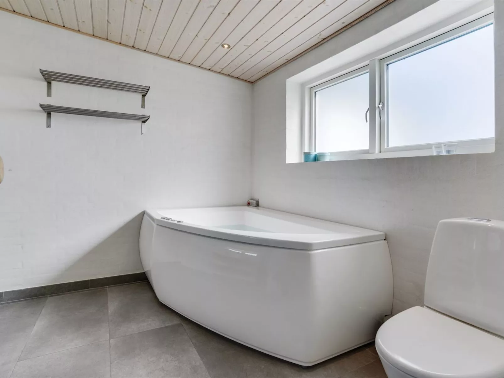 "Carstina" - 400m from the sea-Binnen