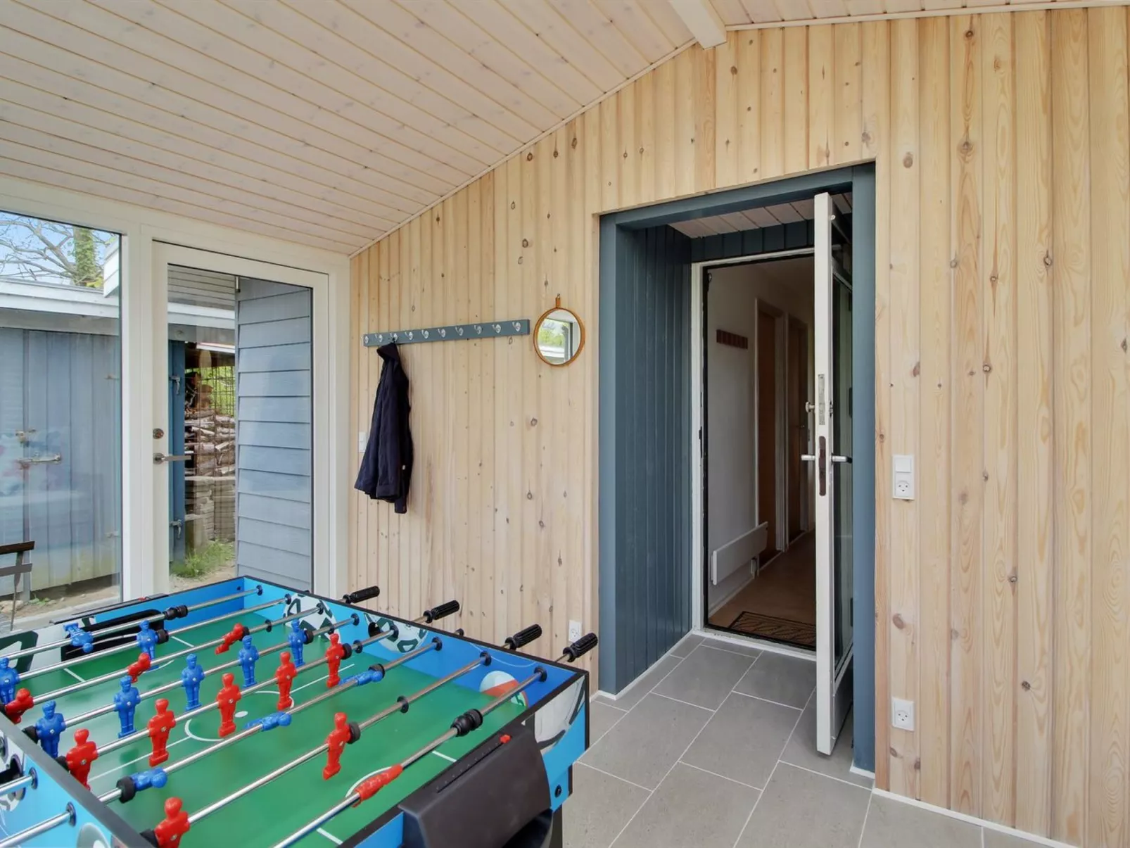 "Lissi" - 700m from the sea-Binnen