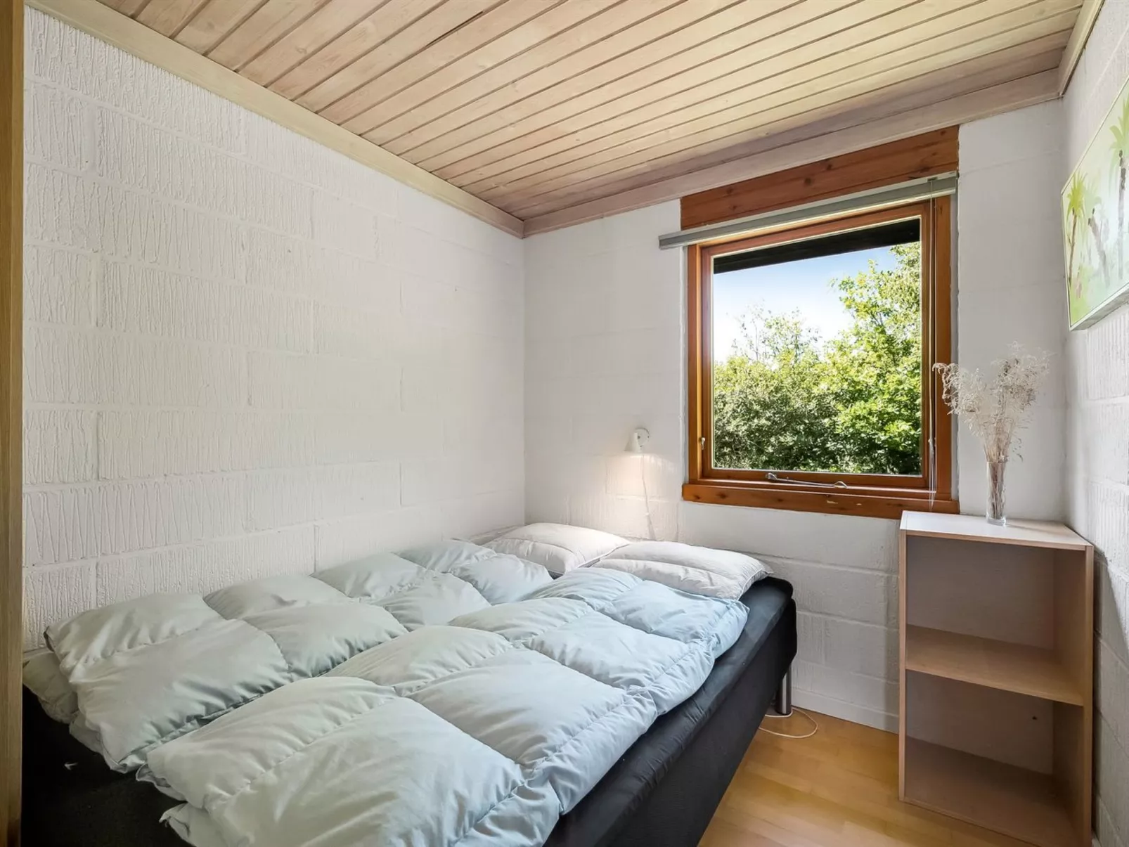 "Mirva" - 800m to the fjord-Binnen