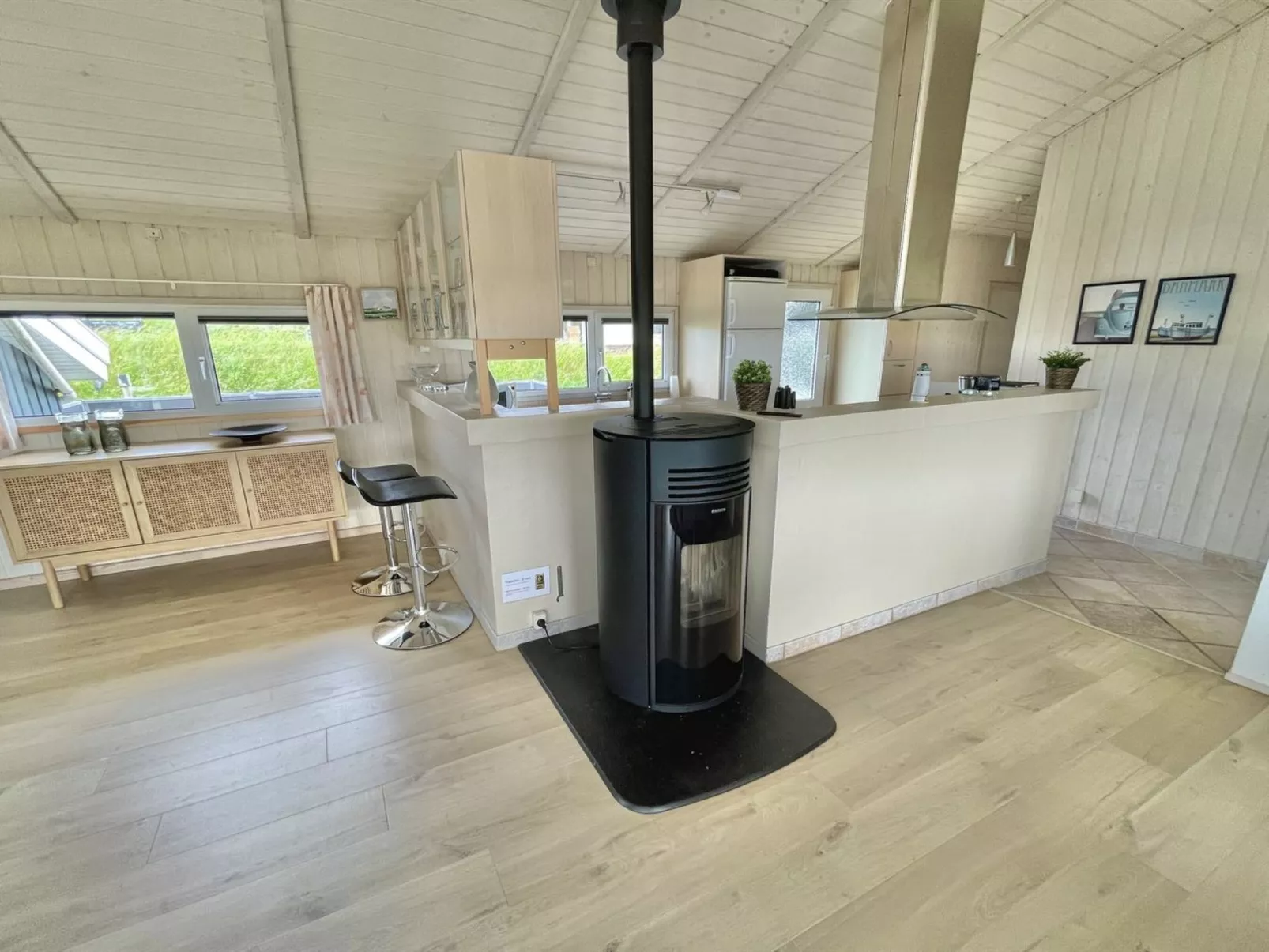 "Alfhild" - 297m from the sea-Binnen