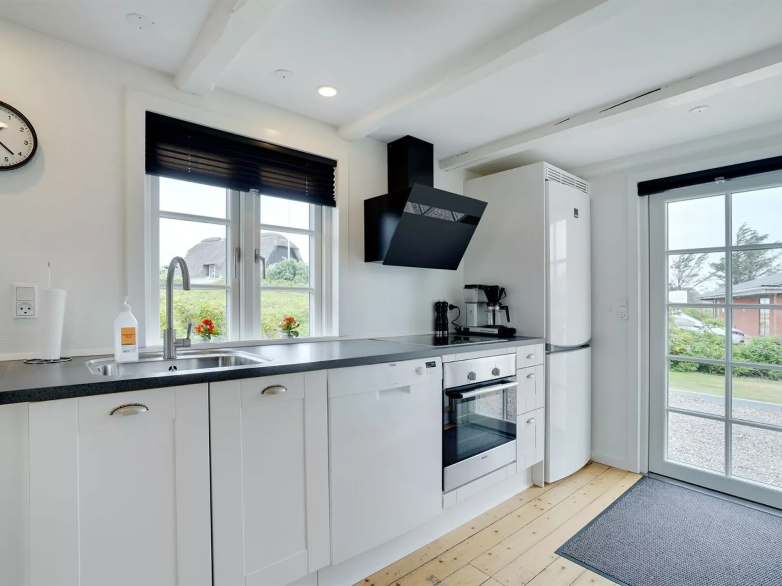 "Ulva" - 400m from the sea-Binnen