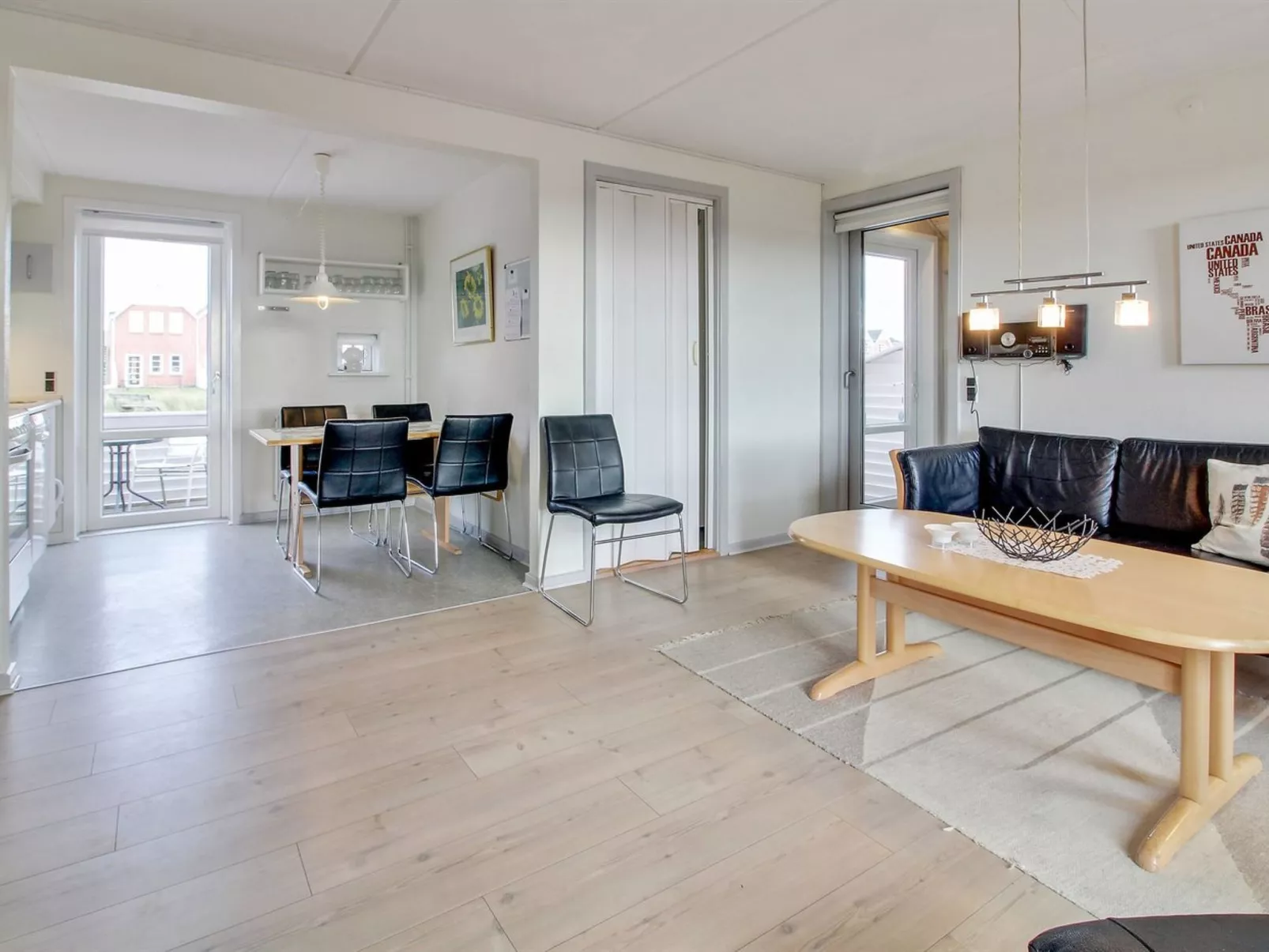 "Arabella" - 2.3km from the sea - Binnen