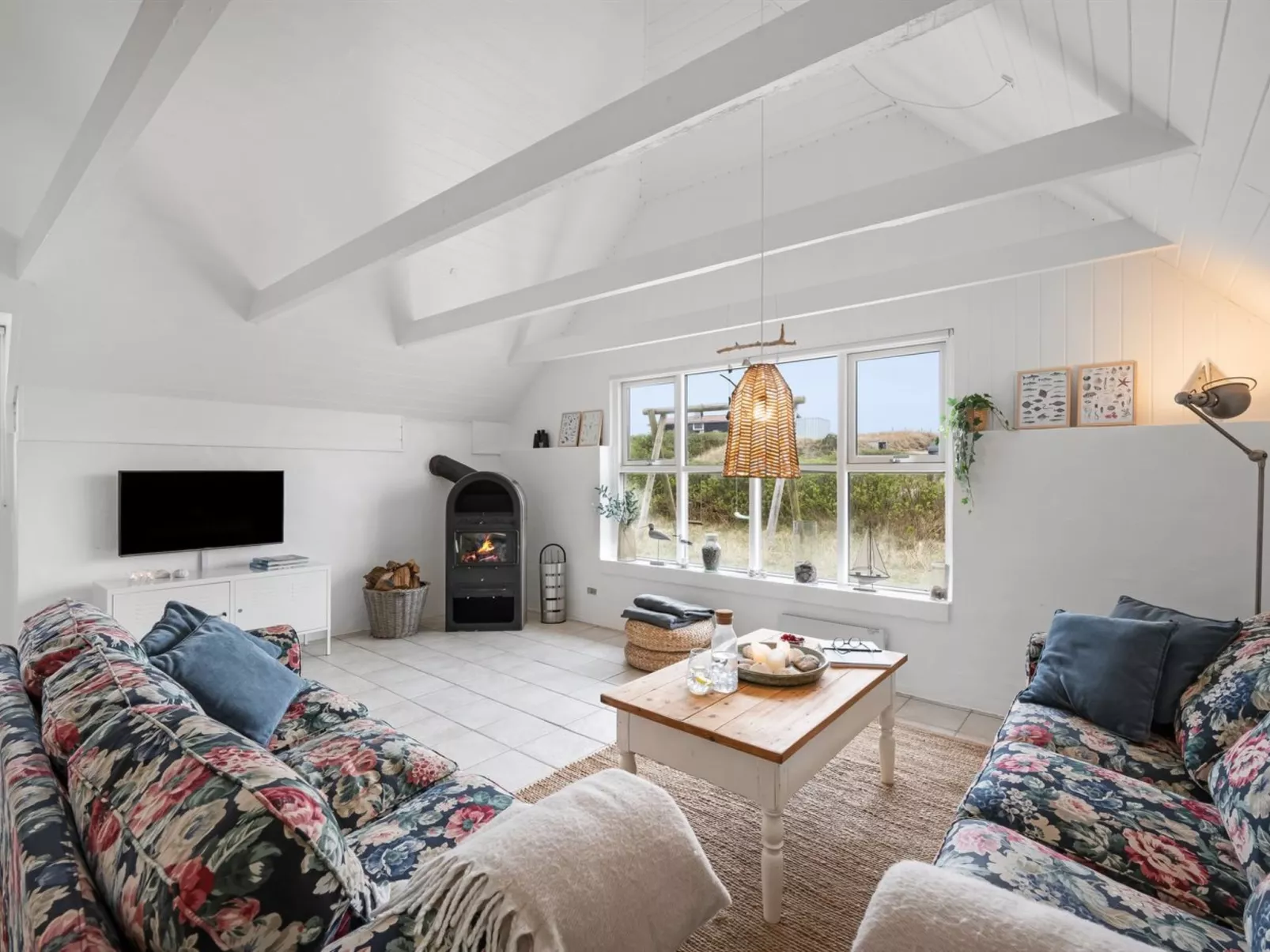 "Annielle" -  from the sea-Binnen