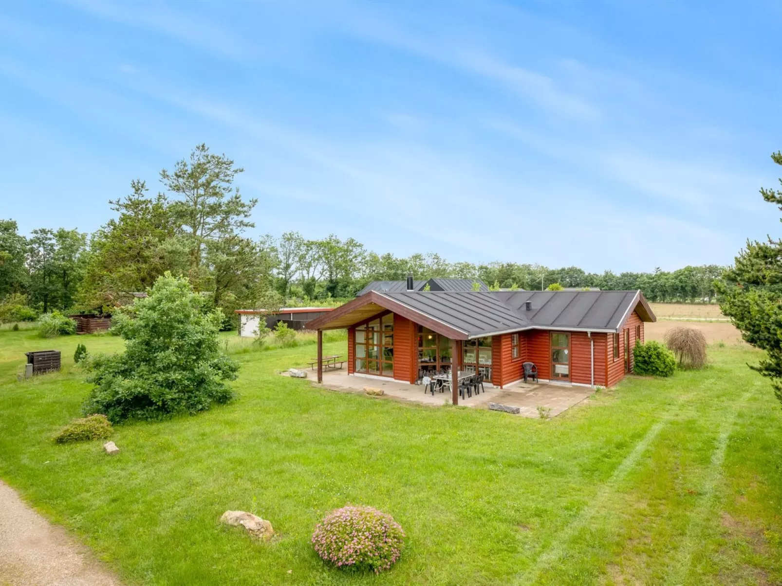 "Silvia" - 300m to the fjord-Buiten