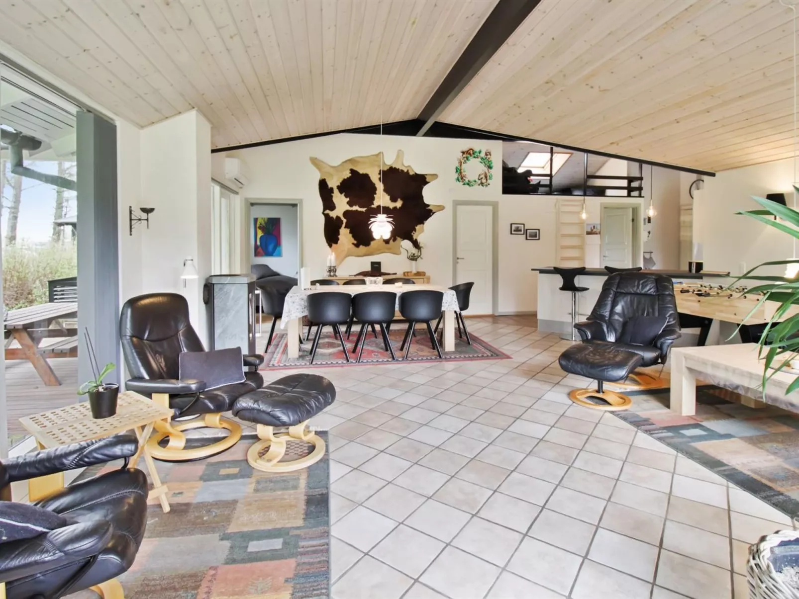 "Sora" - 2km from the sea-Binnen