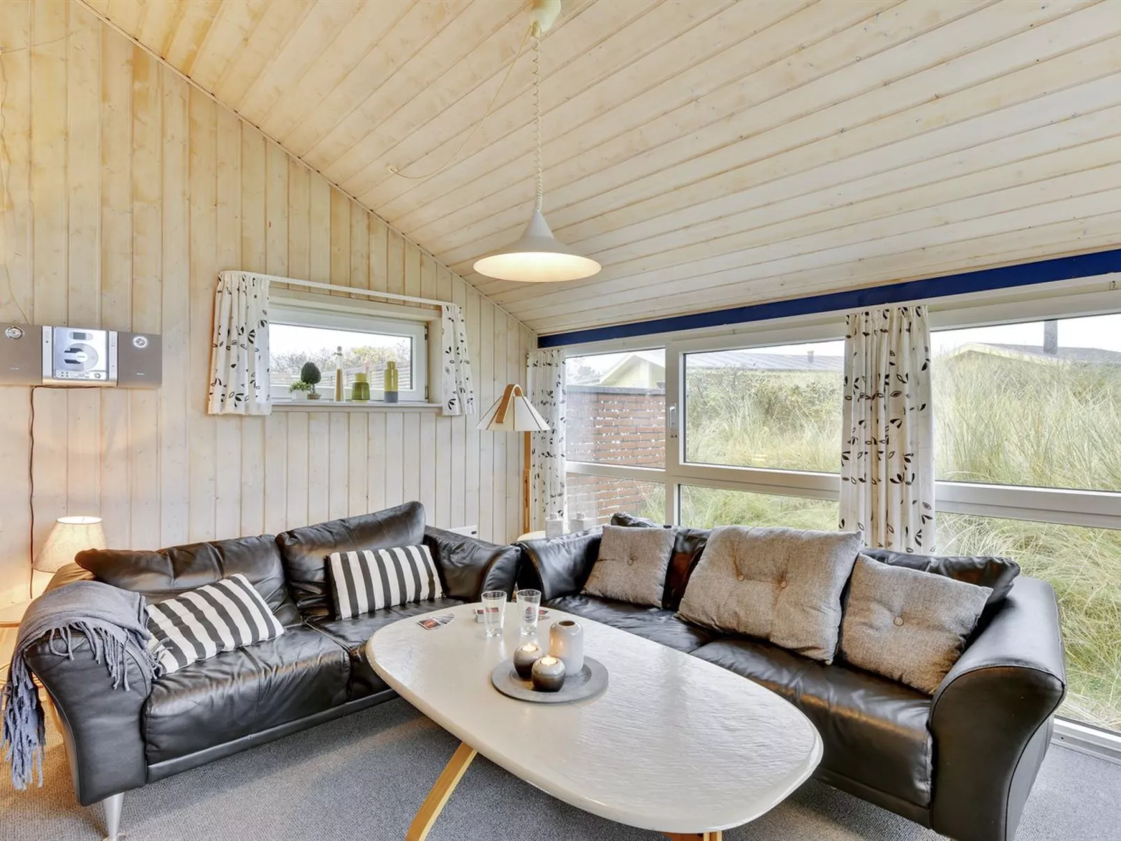 "Anita" - 500m from the sea-Binnen