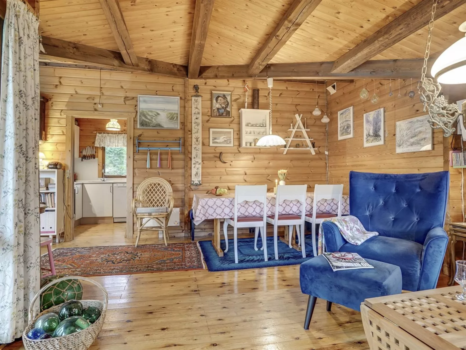 "Artur" - 1.5km from the sea-Binnen