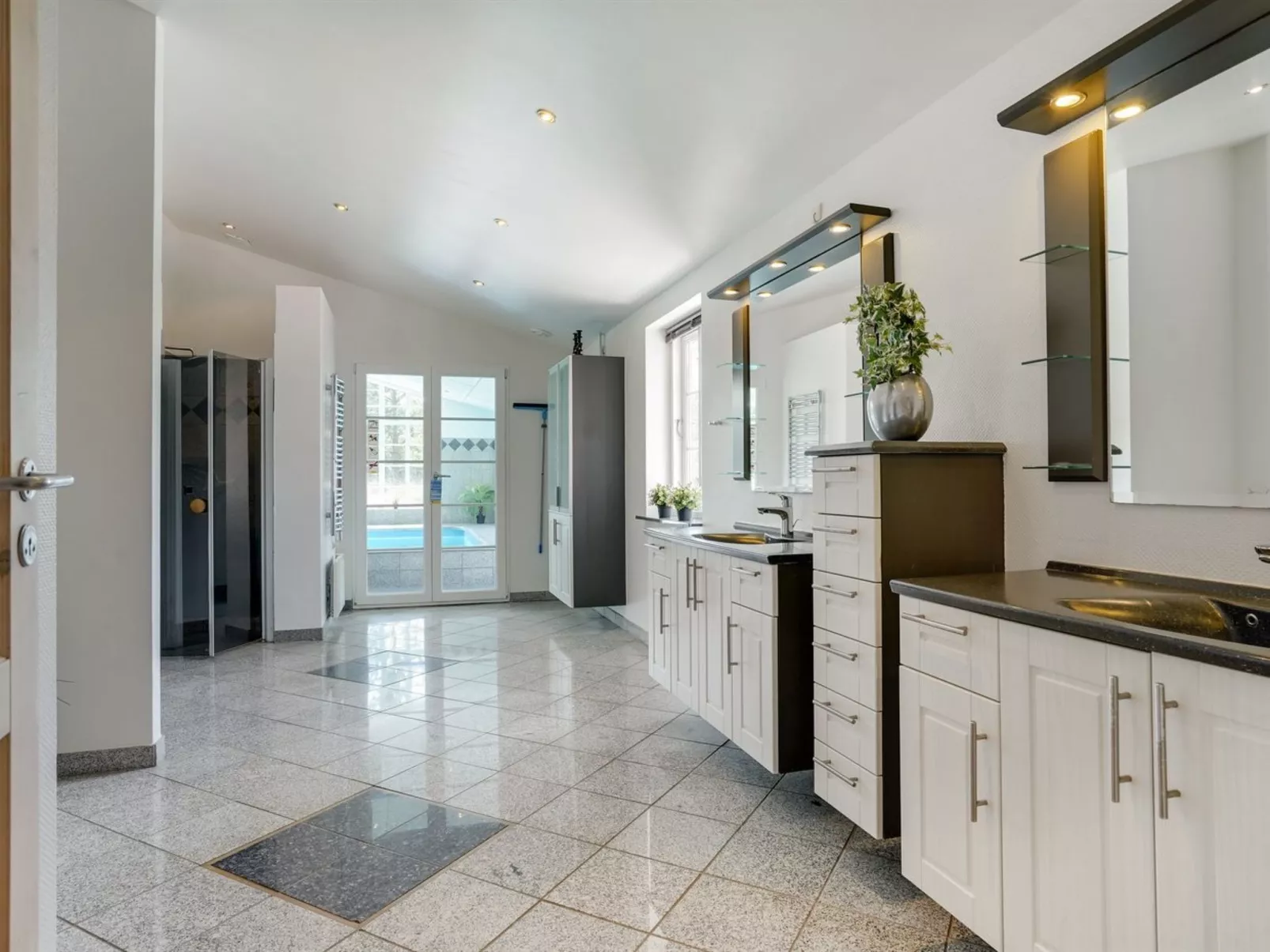 "Nana" - 4km from the sea-Binnen