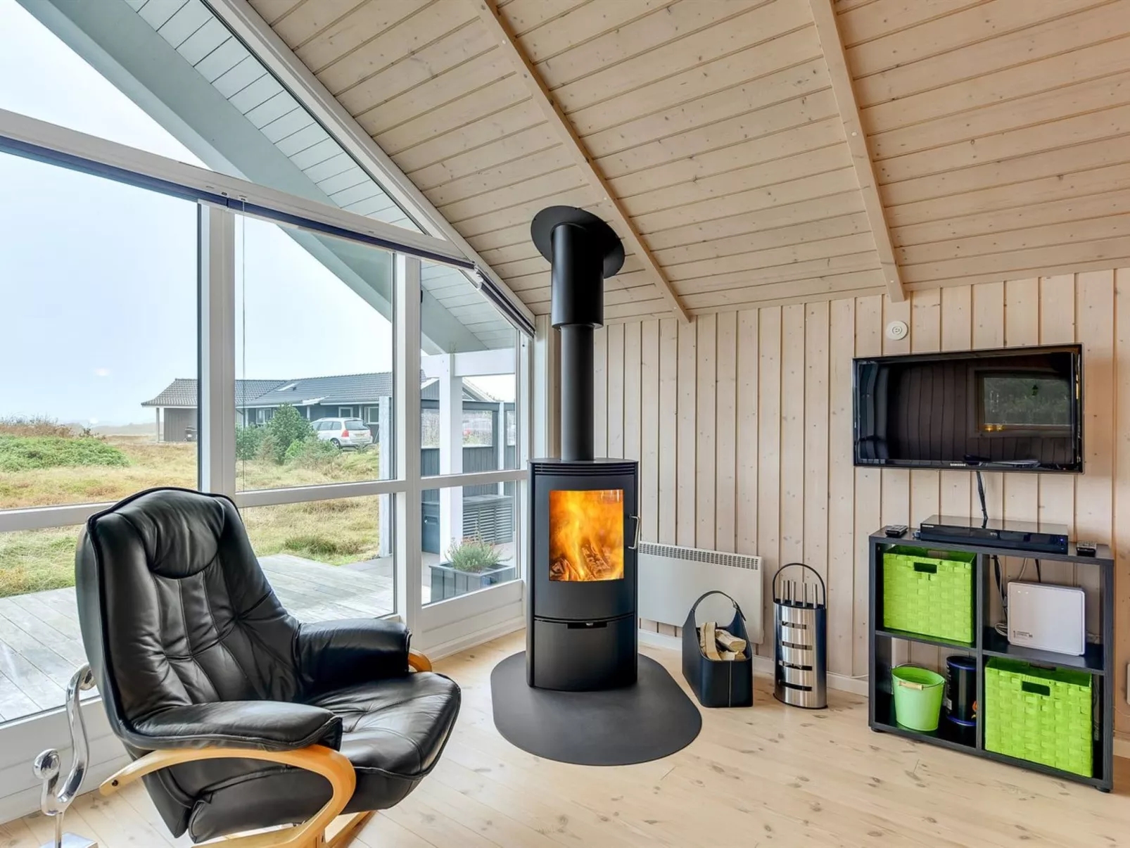 "Christan" - 1.2km from the sea-Binnen