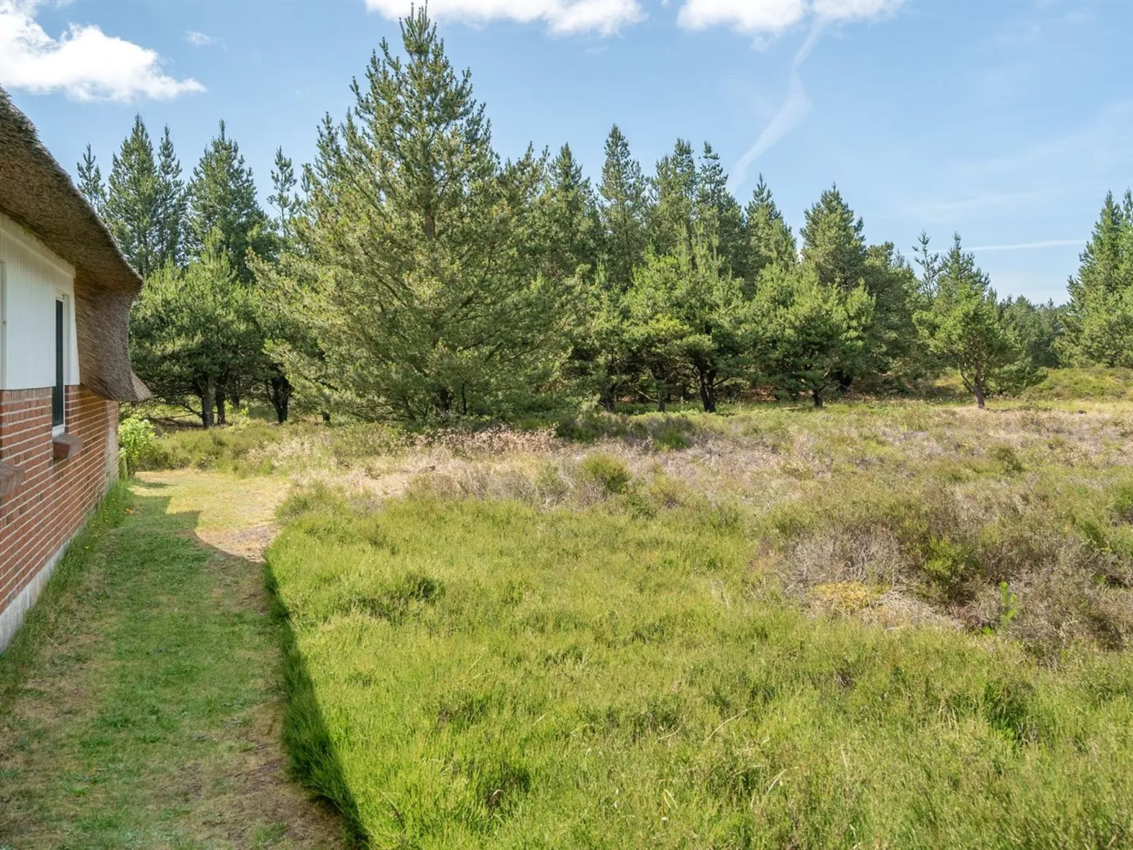 "Hakun" - 4km from the sea-Buiten