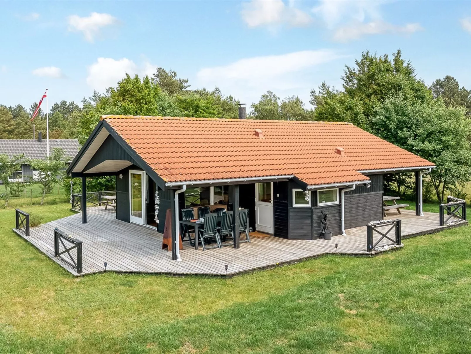 "Allie" - 150m from the sea-Buiten