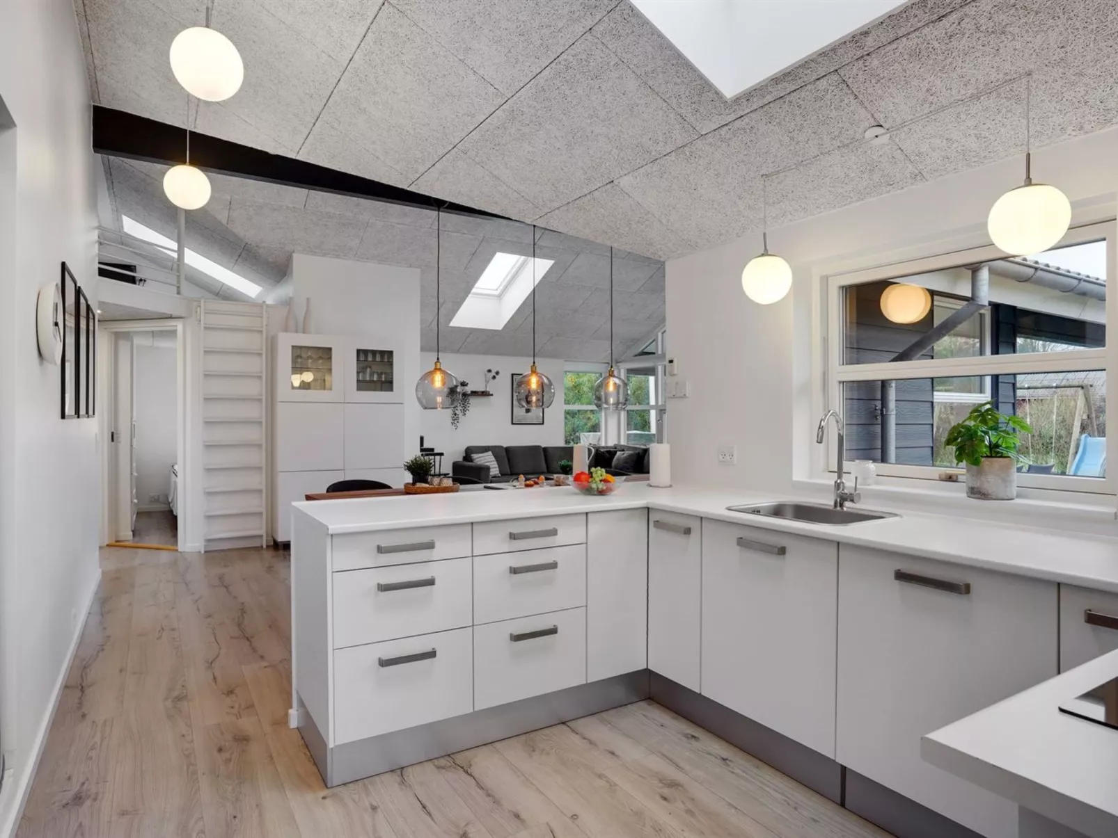 "Alrike" - 850m from the sea-Binnen