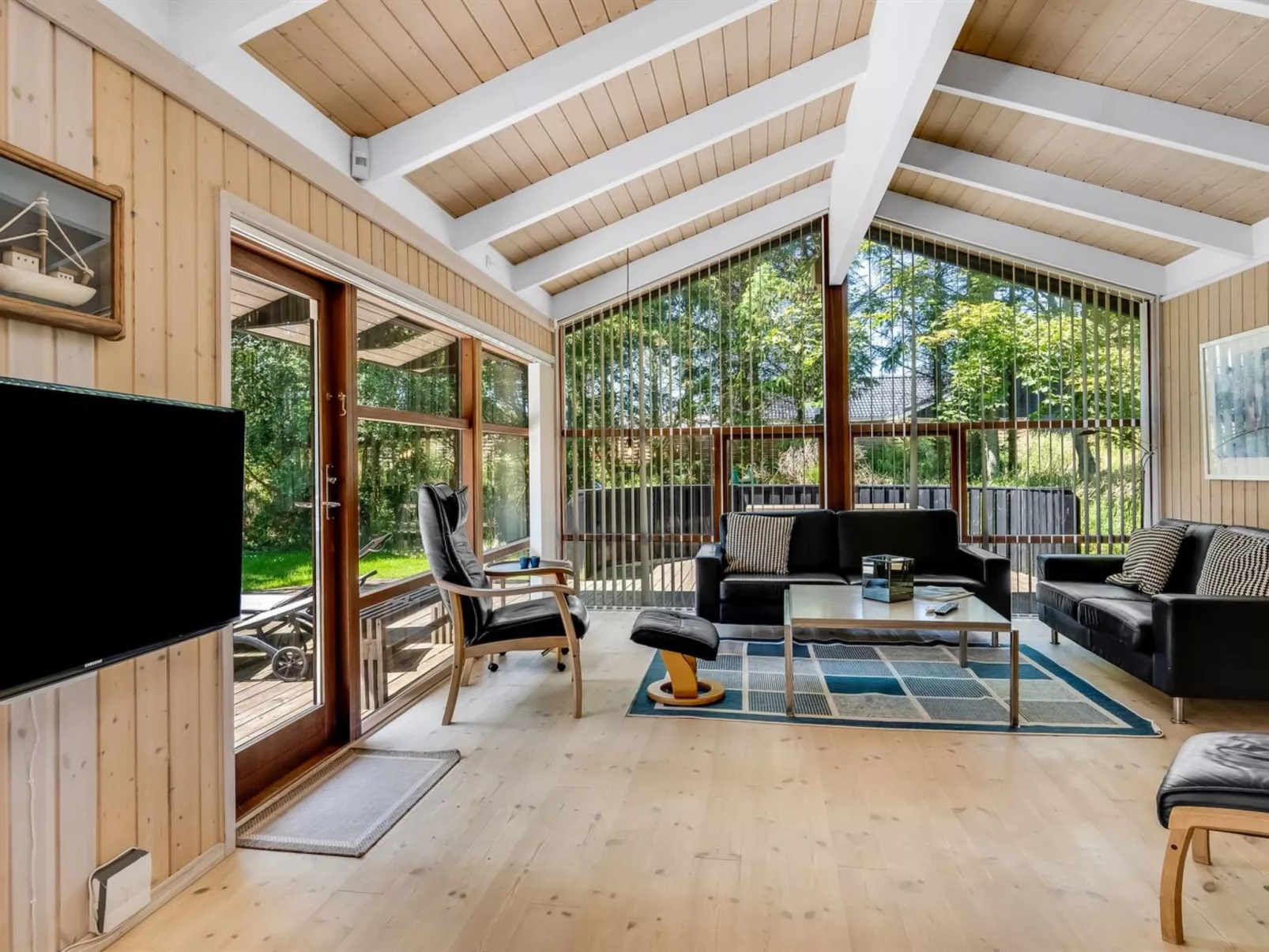 "Paulette" - 450m from the sea-Binnen