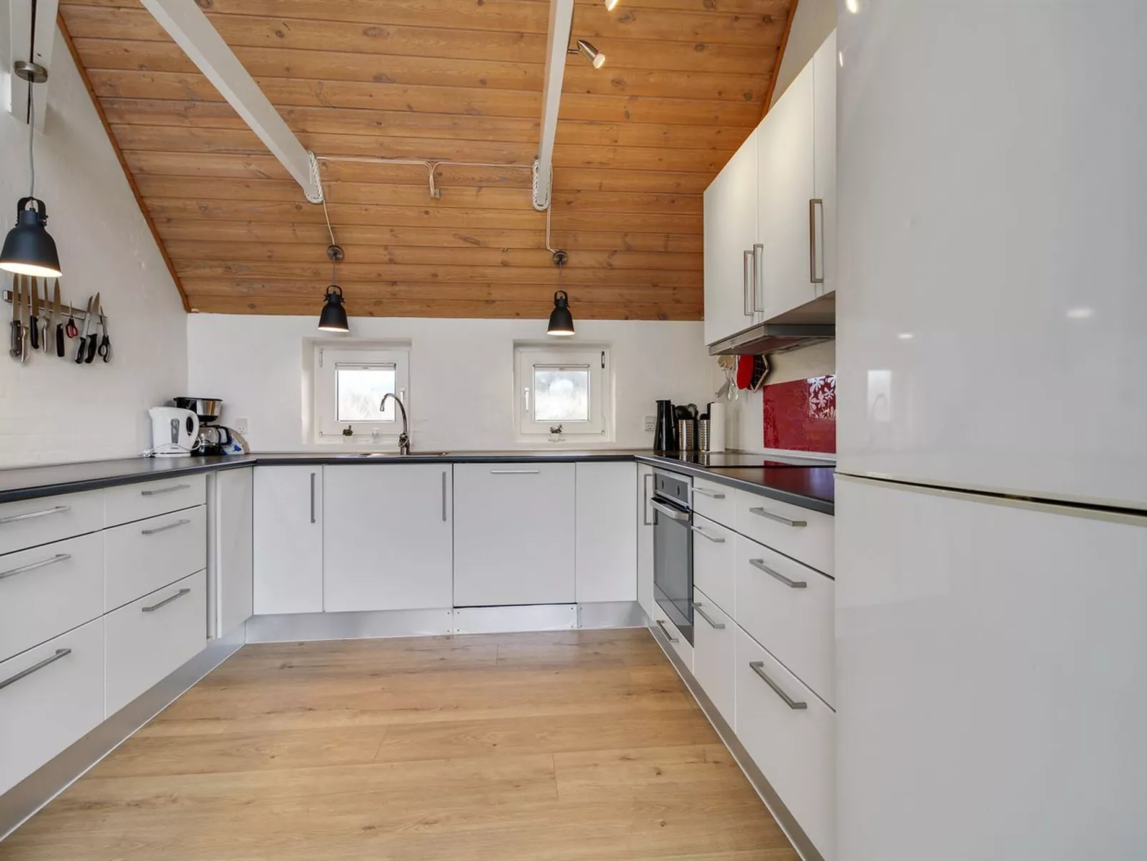 "Alexia" - 300m from the sea-Binnen