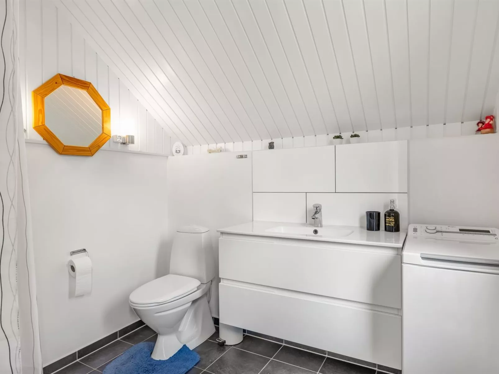 "Asulf" - 31km from the sea-Binnen