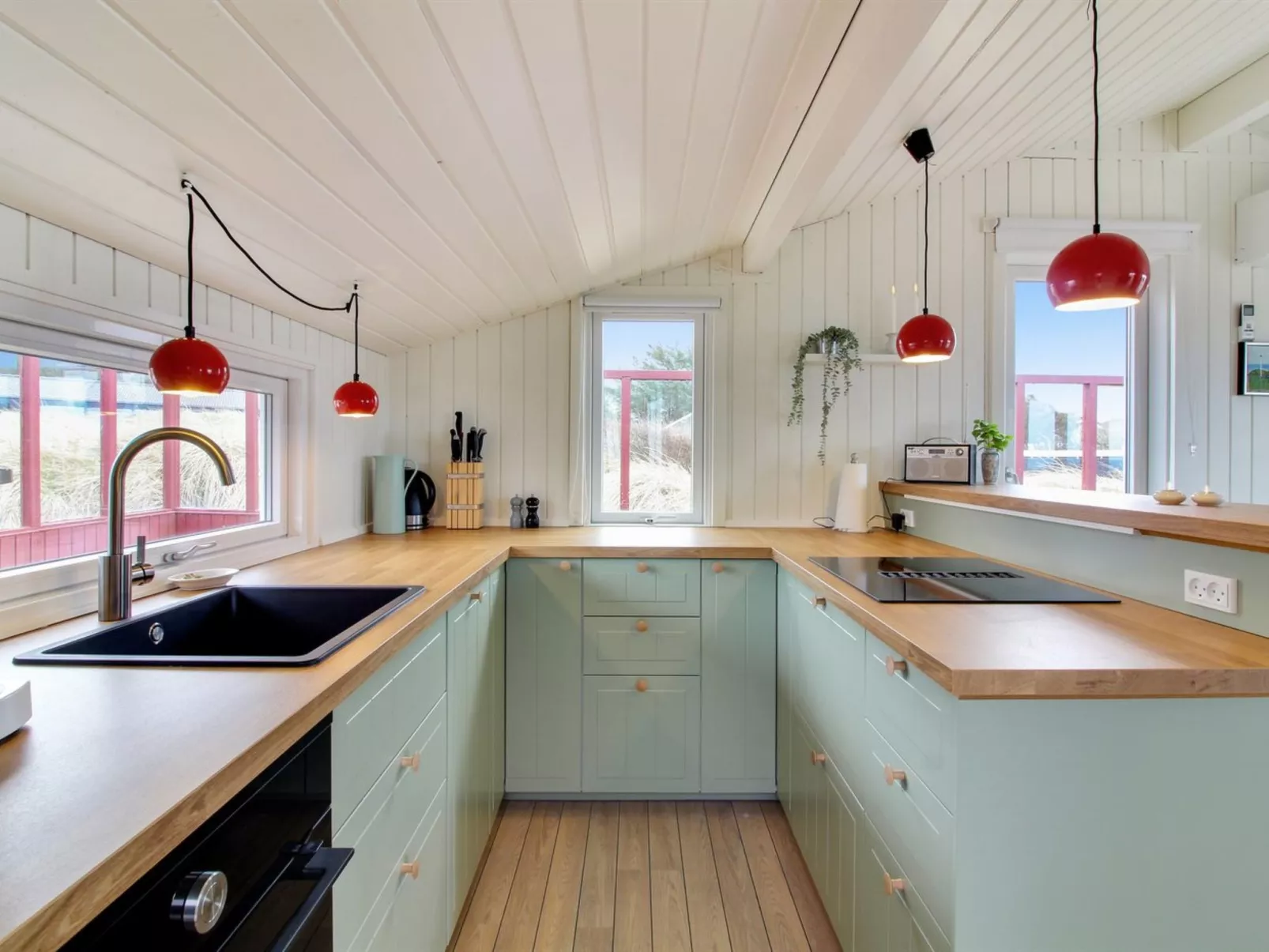 "Marius" - 200m from the sea-Binnen