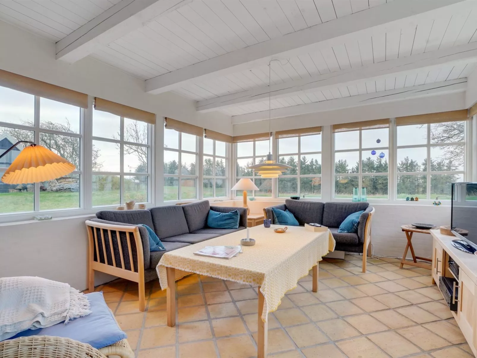 "Althea" - 750m to the fjord-Binnen