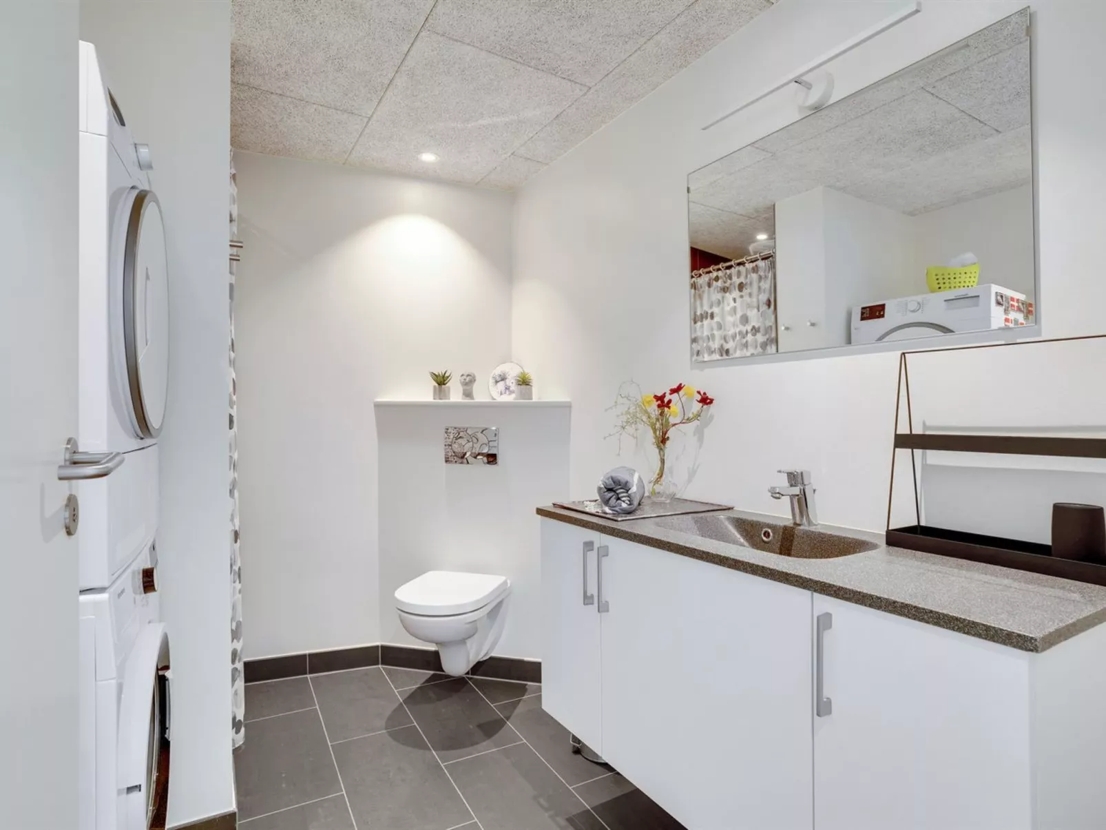 "Geraldine" - 250m from the sea-Binnen