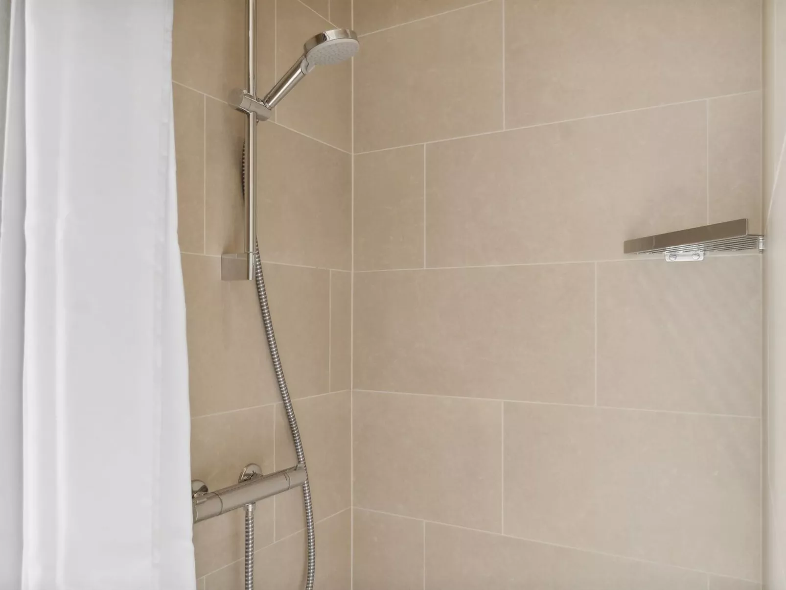 "Engli" - 90m from the sea-Binnen