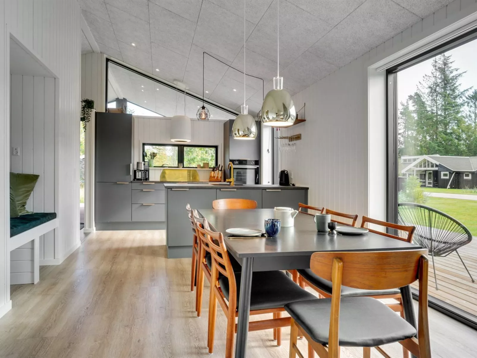 "Sinna" -  from the sea-Binnen