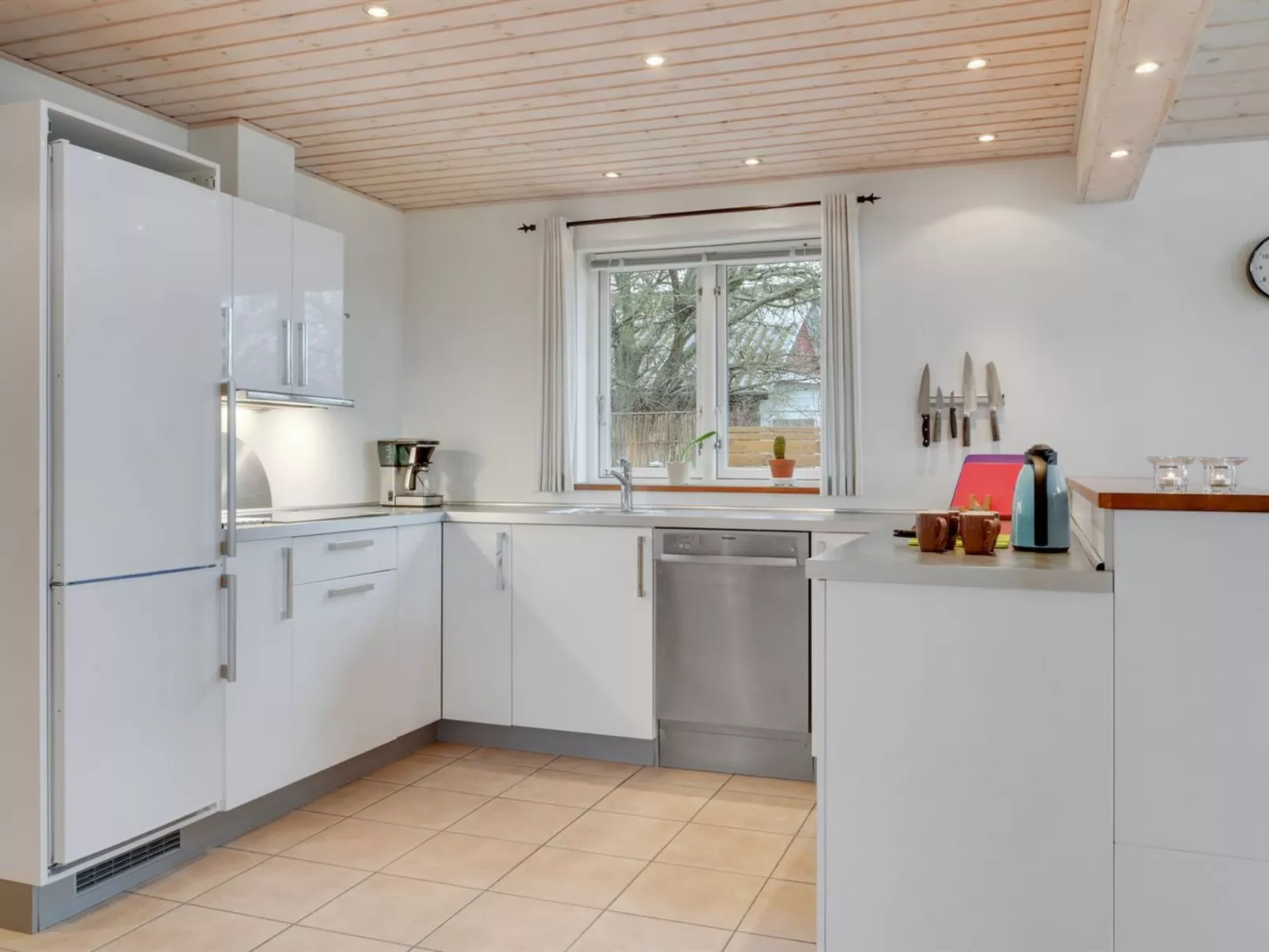 "Annesophie" - 300m to the fjord-Binnen