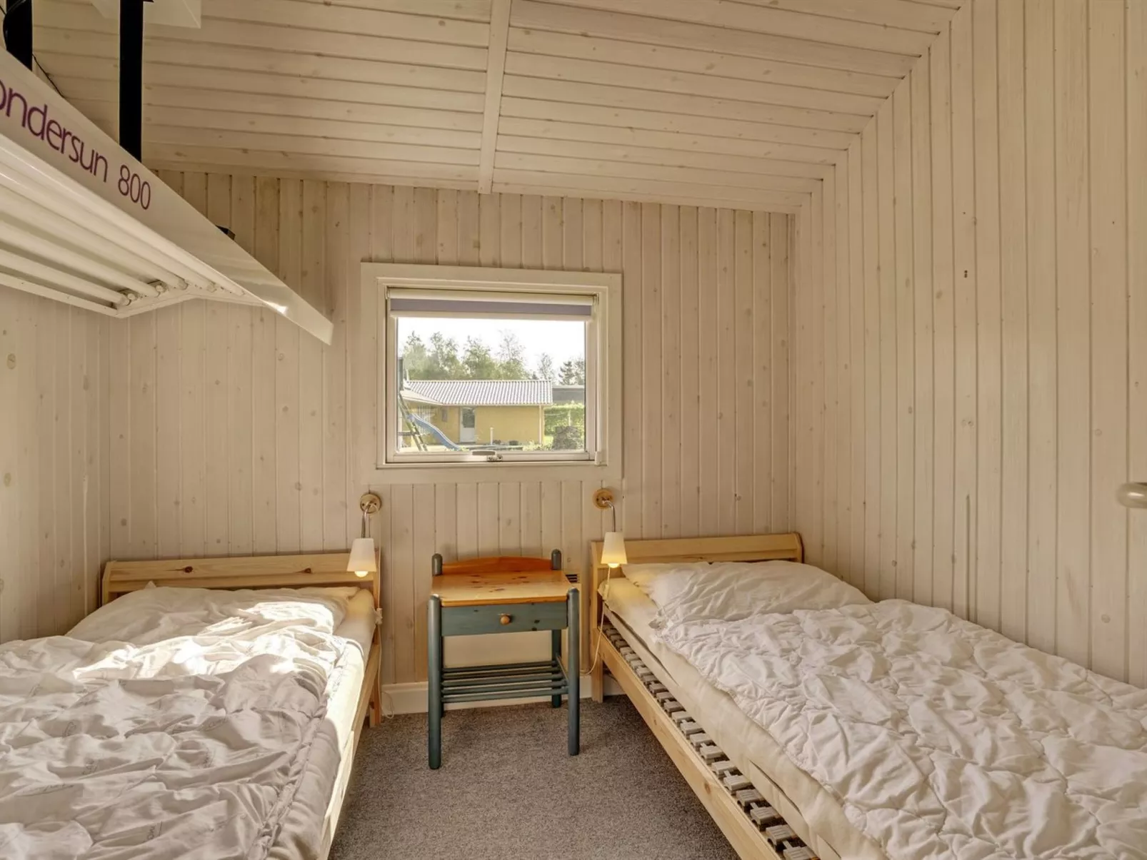 "Folke" - 250m from the sea-Binnen