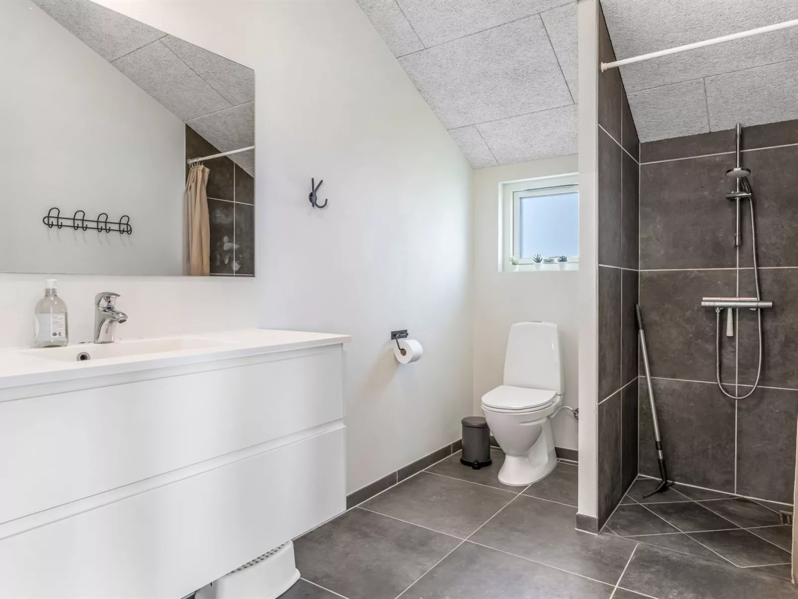 "Eino" - 30m from the sea-Binnen