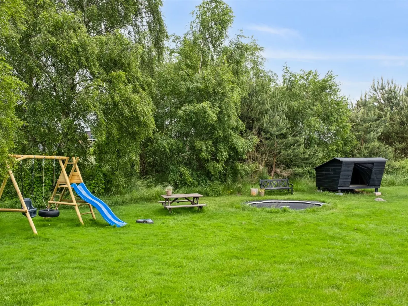 "Morten" - 500m from the sea-Buiten