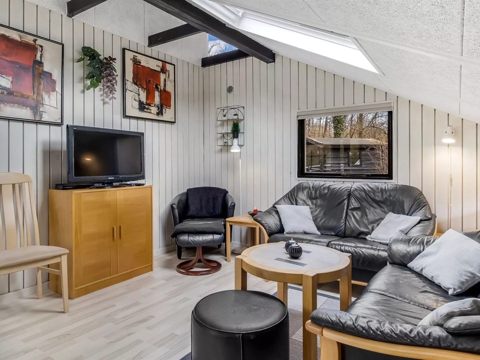 "Hannelise" - 30km from the sea-Binnen