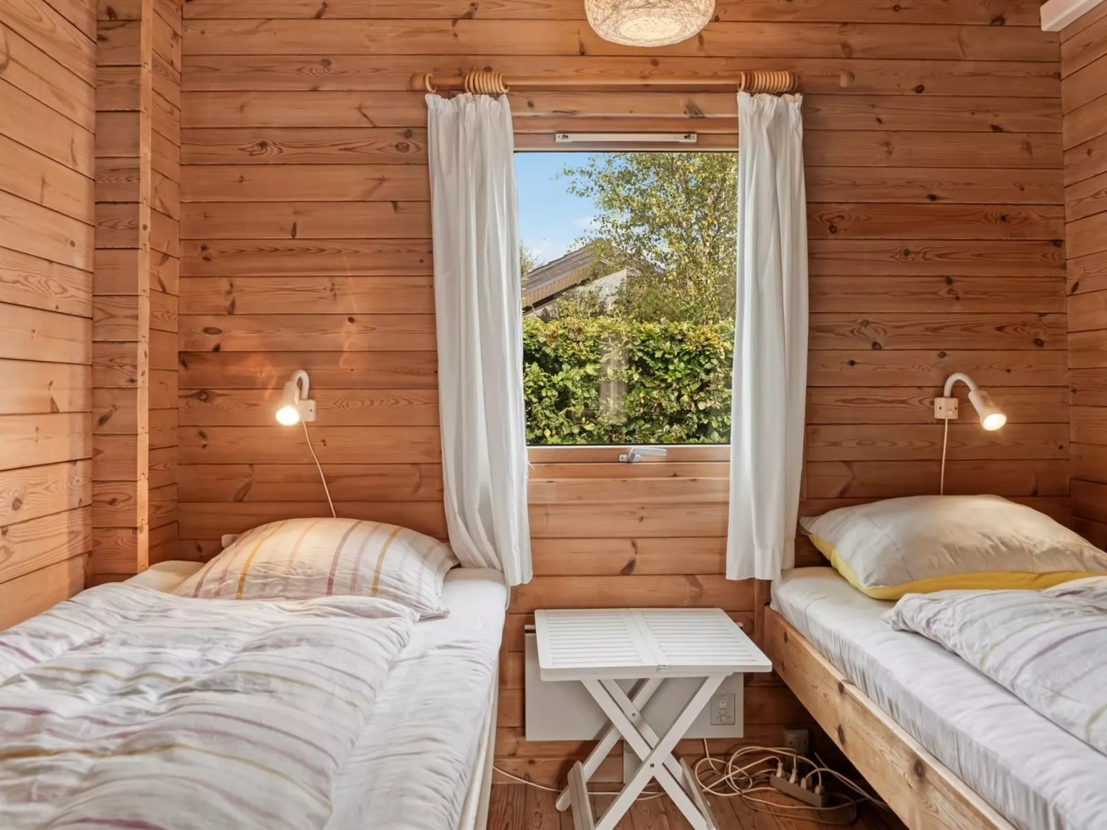 "Jannus" - 550m from the sea-Binnen