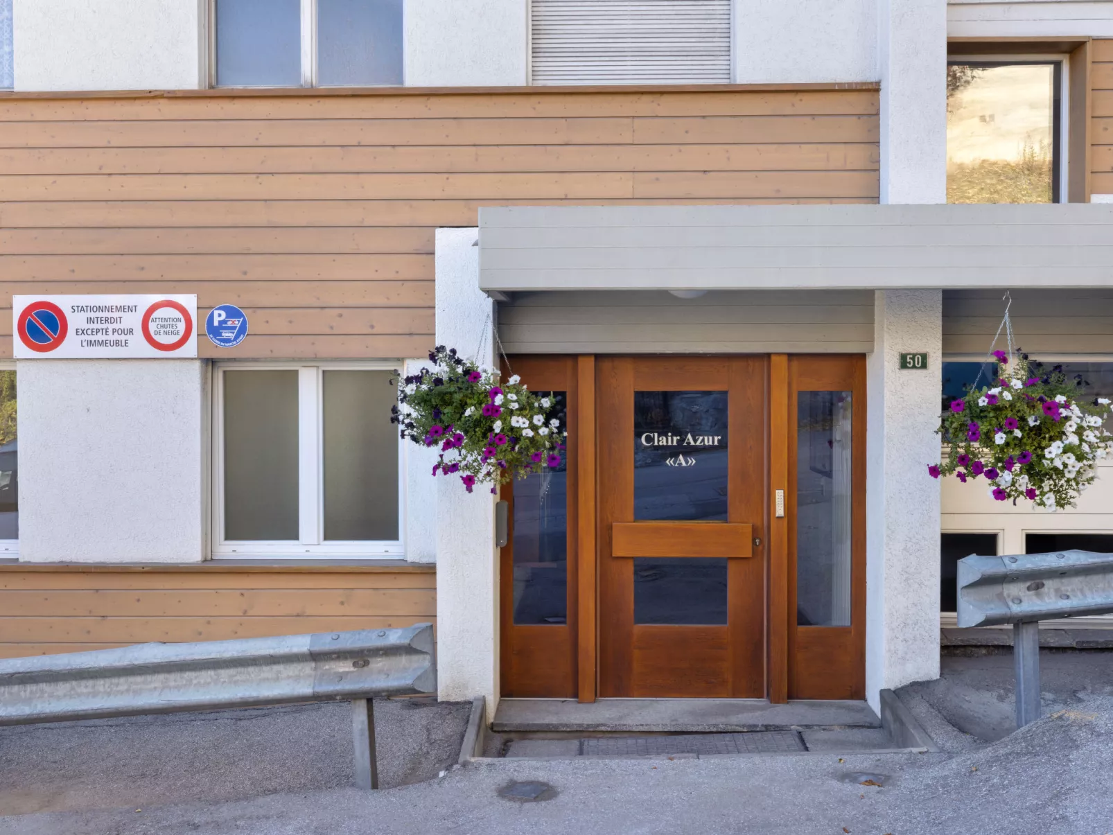 Clair-Azur A 41-Buiten