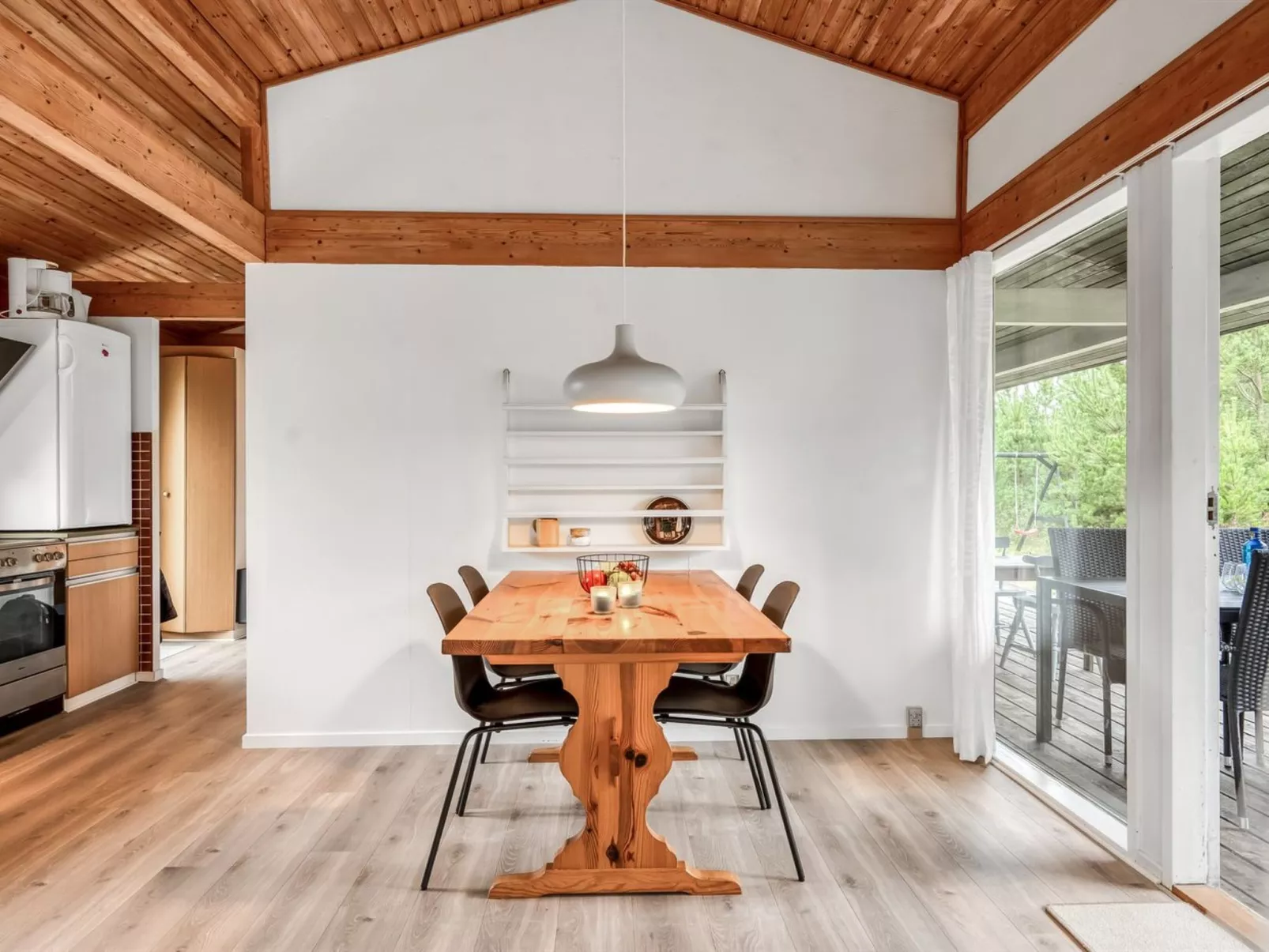 "Thomine" - 200m from the sea-Binnen