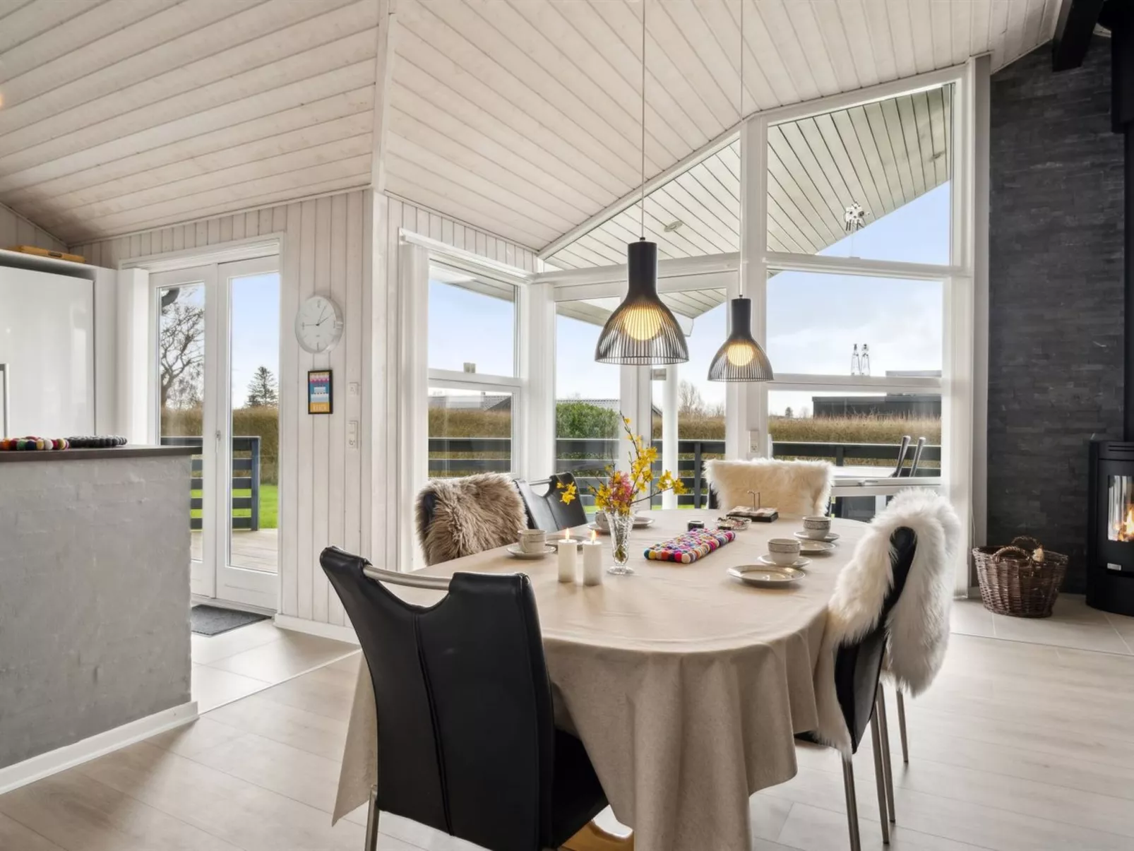 "Sylvana" - 400m from the sea-Binnen