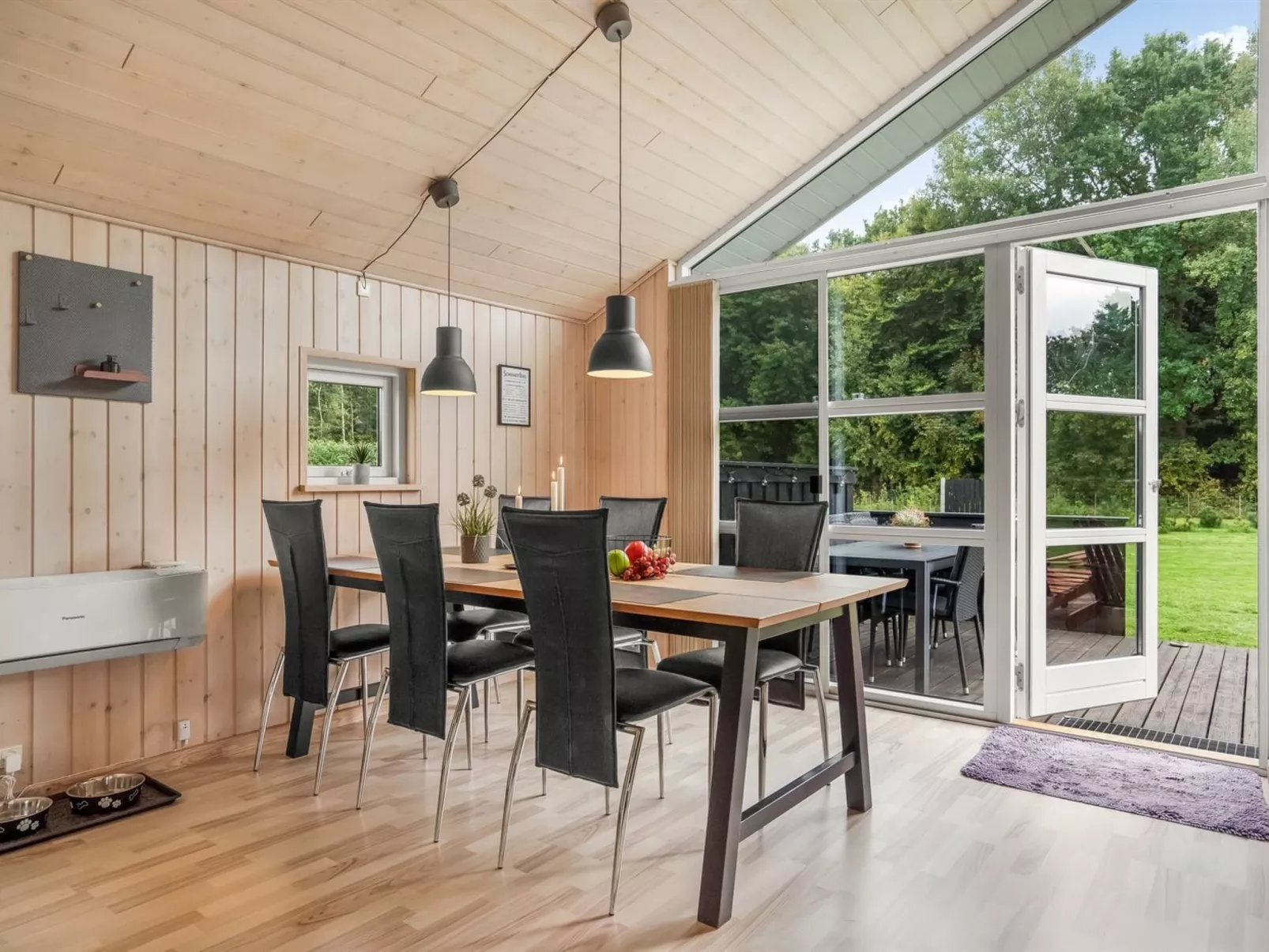 "Femke" - 250m to the fjord-Binnen