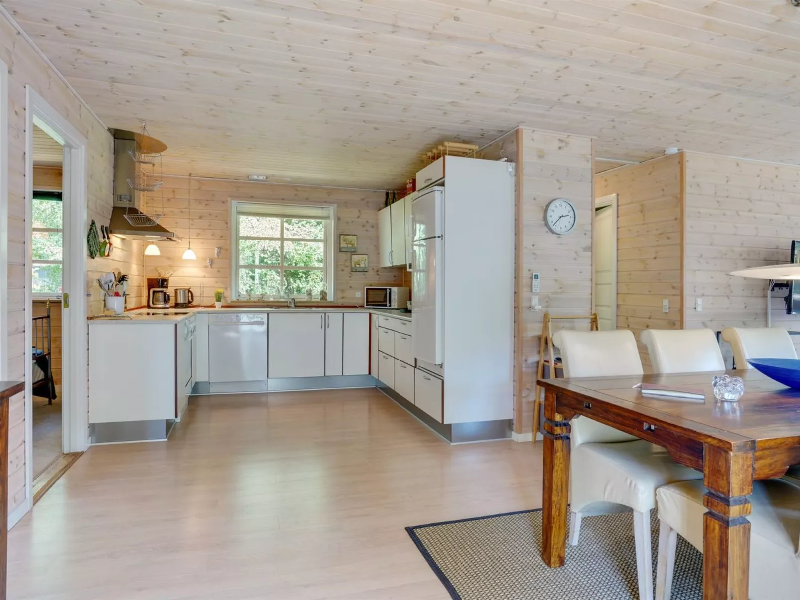 "Tian" -  from the sea-Binnen