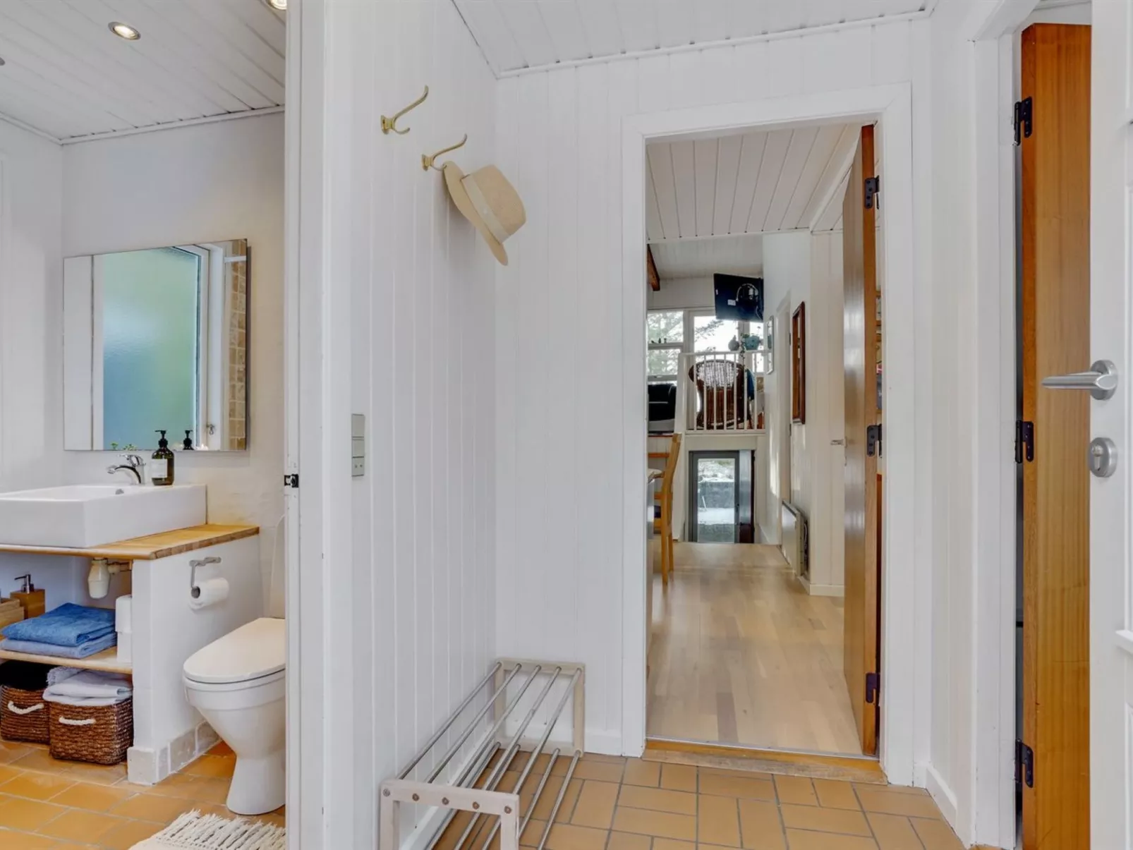 "Freda" - 100m to the fjord-Binnen