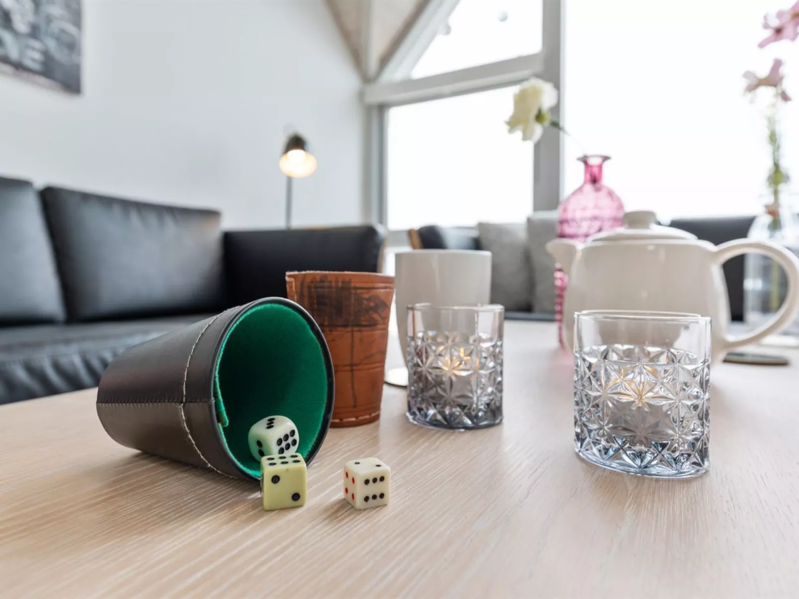 "Eija" - 5m from the sea-Binnen