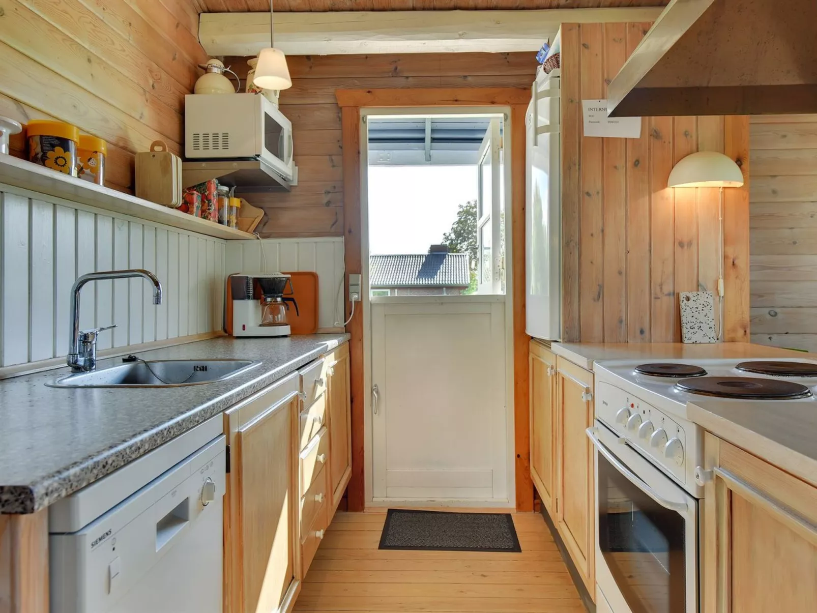 "Rosabella" - 600m from the sea-Binnen