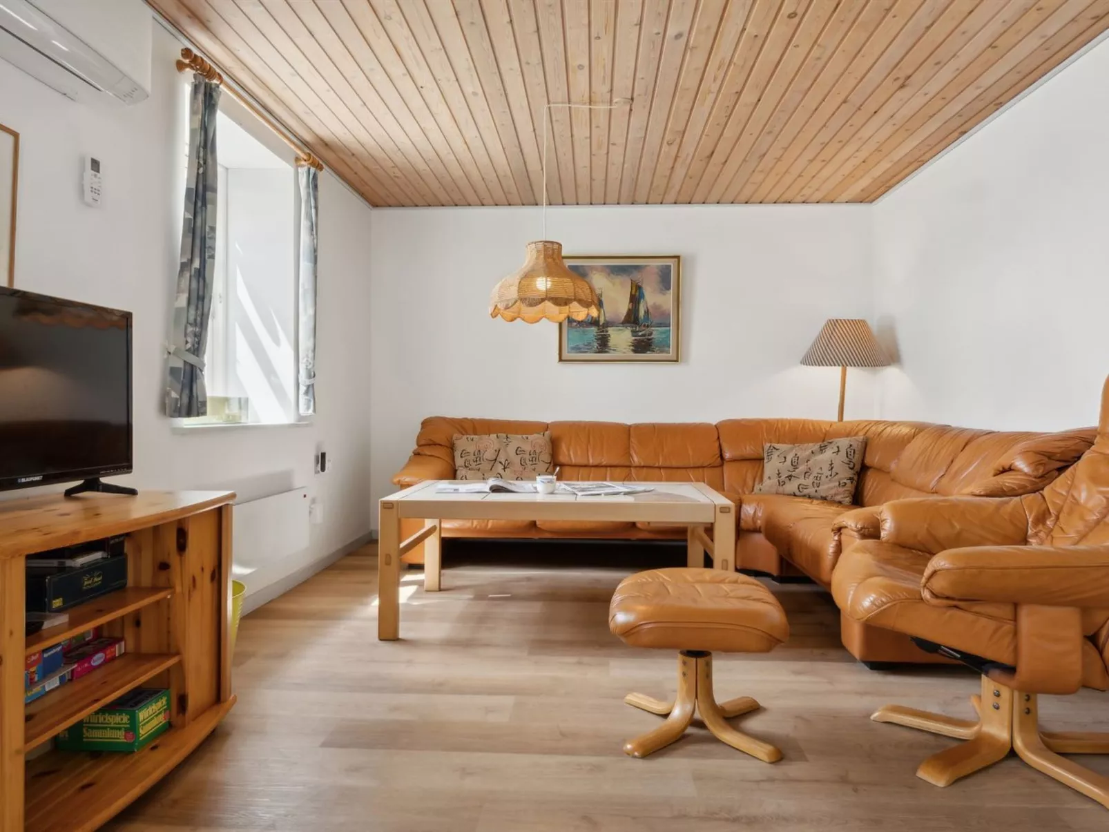 "Ilja" - 400m from the sea-Binnen