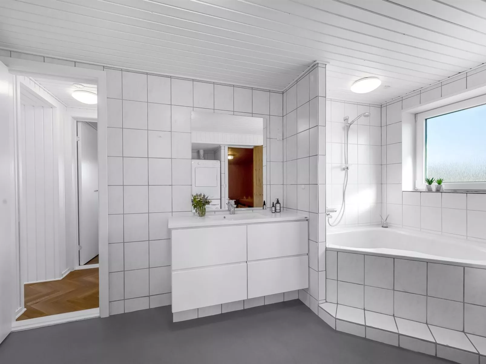 "Hillevi" - 200m from the sea-Binnen