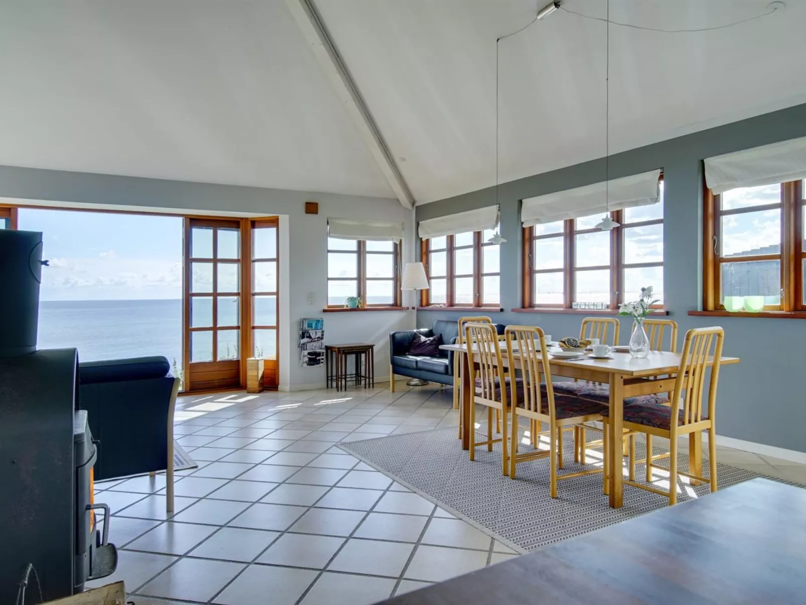 "Botmar" - 10m from the sea-Binnen