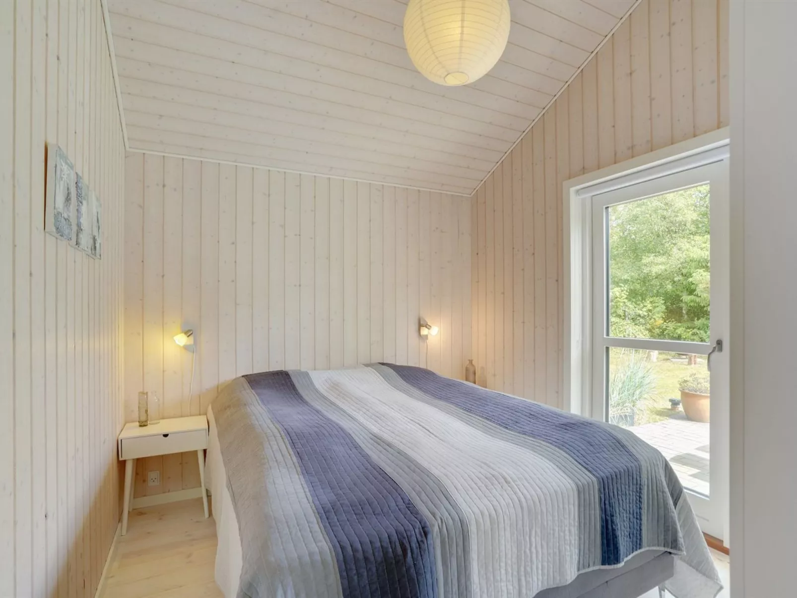 "Elevine" - 300m to the fjord-Binnen