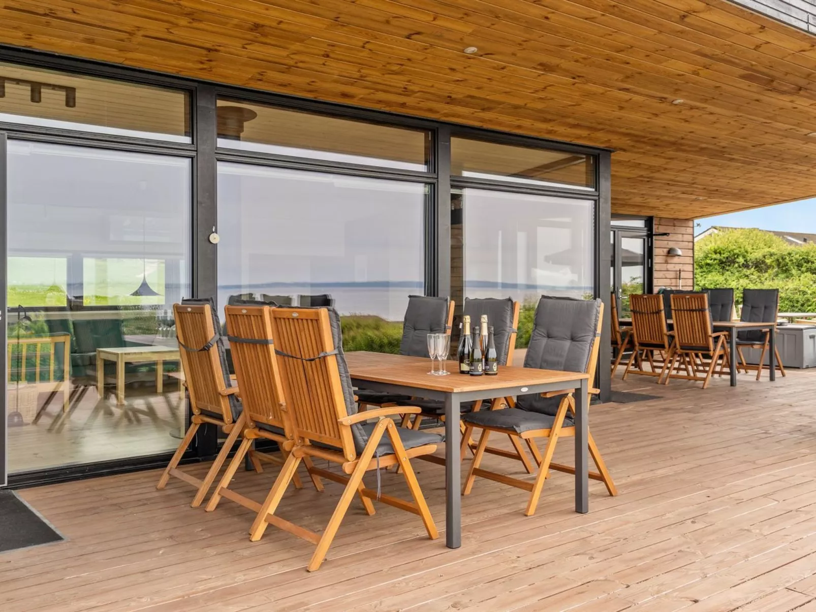 "Mahilo" - 300m from the sea-Buiten