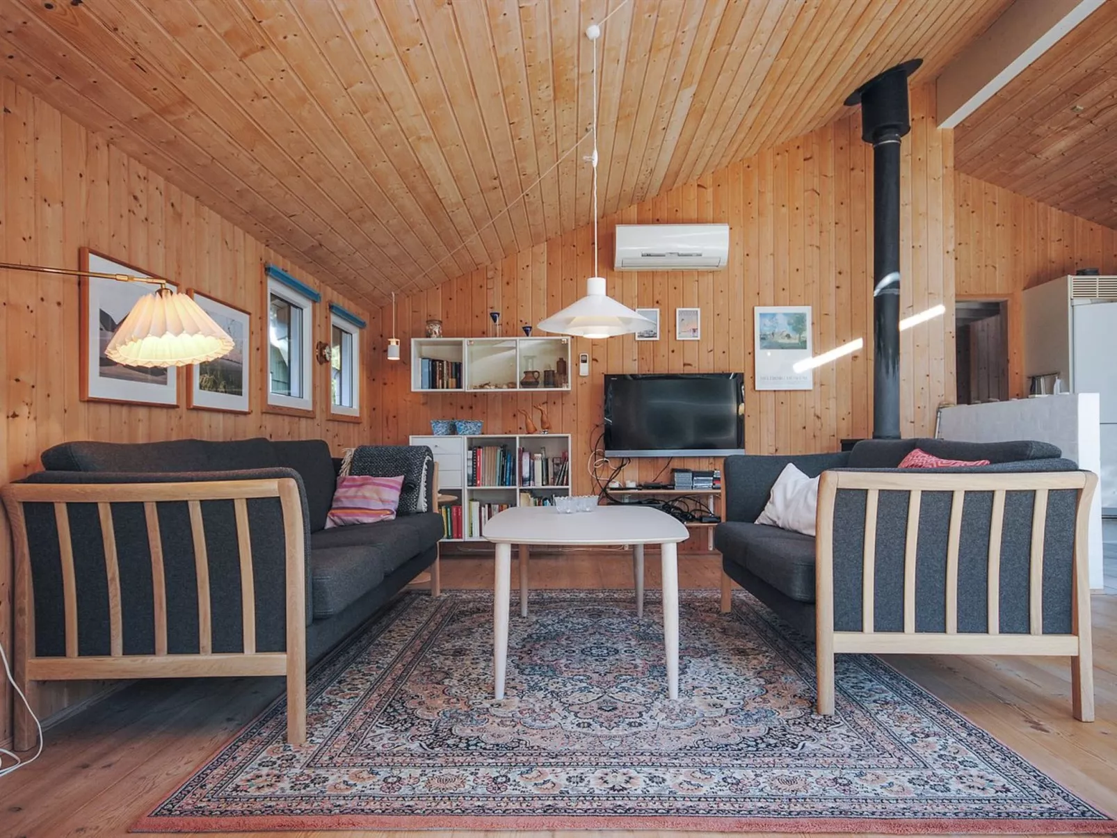 "Heggi" - 900m from the sea-Binnen