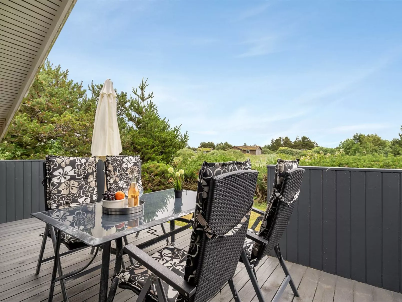 "Bryniulf" - 1.8km from the sea-Buiten