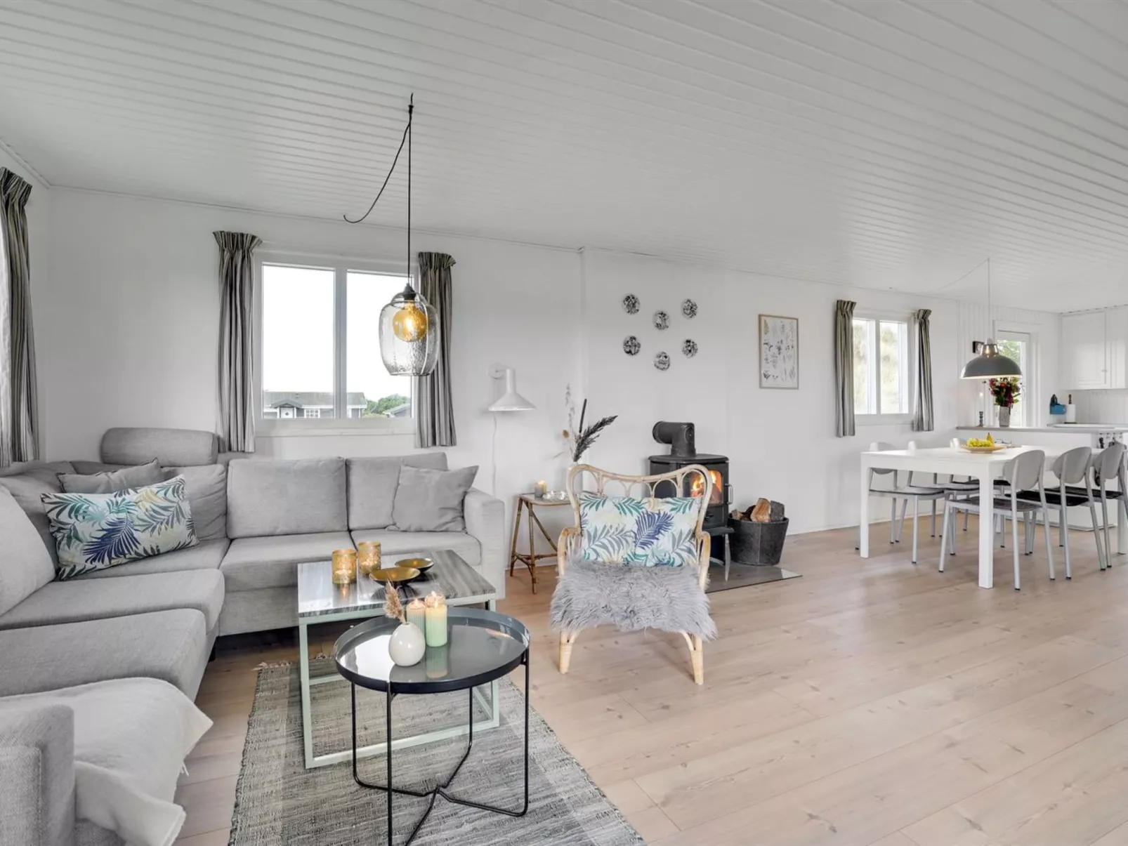 "Iken" - 500m from the sea-Binnen